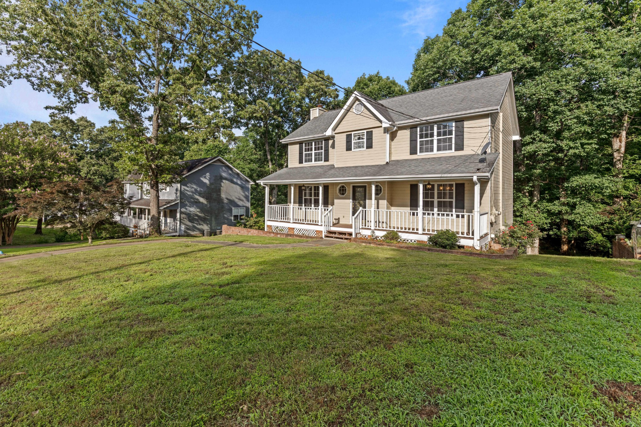 2414 W Wind Drive
