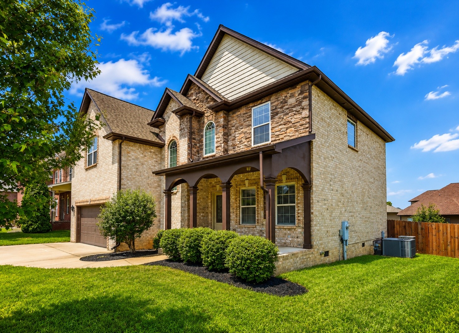 413 Clover Meadows Ct