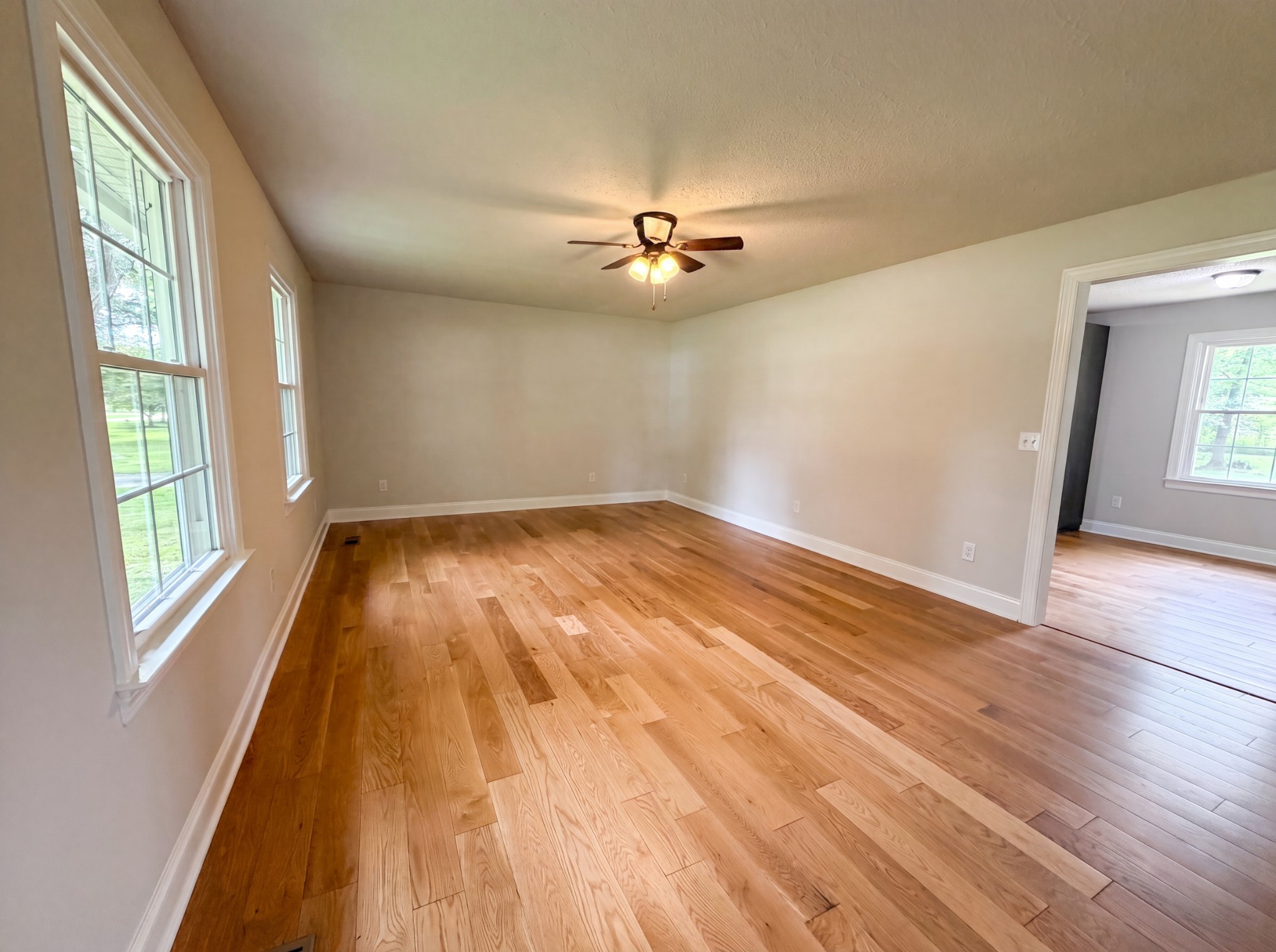108 Lemont Ln
