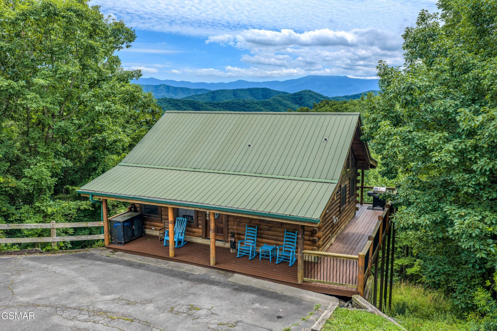 989 Autumn Ridge Way