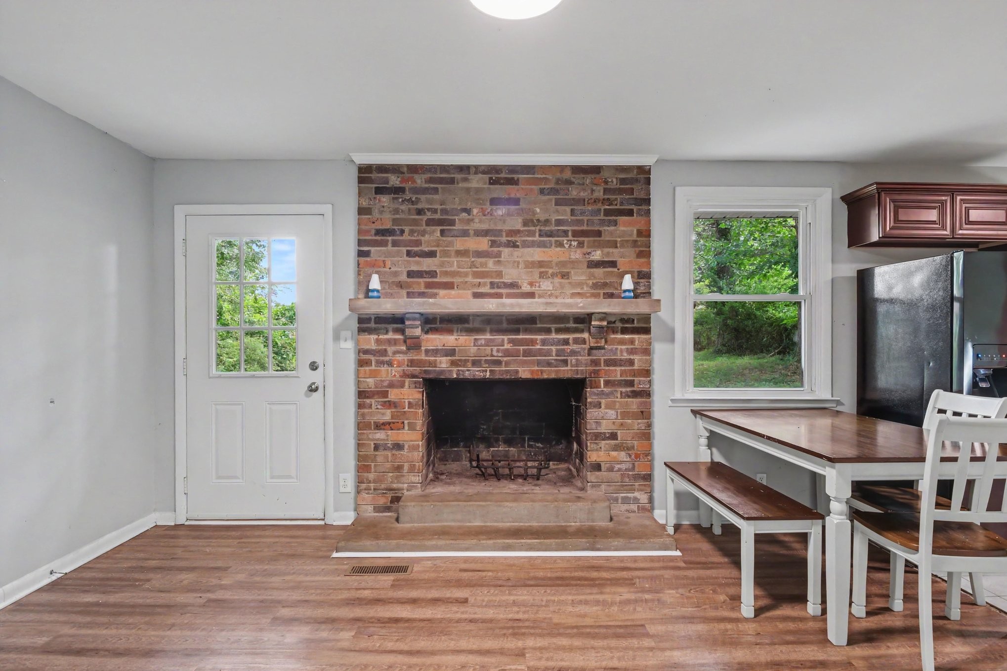 123 Stone Mountain Rd