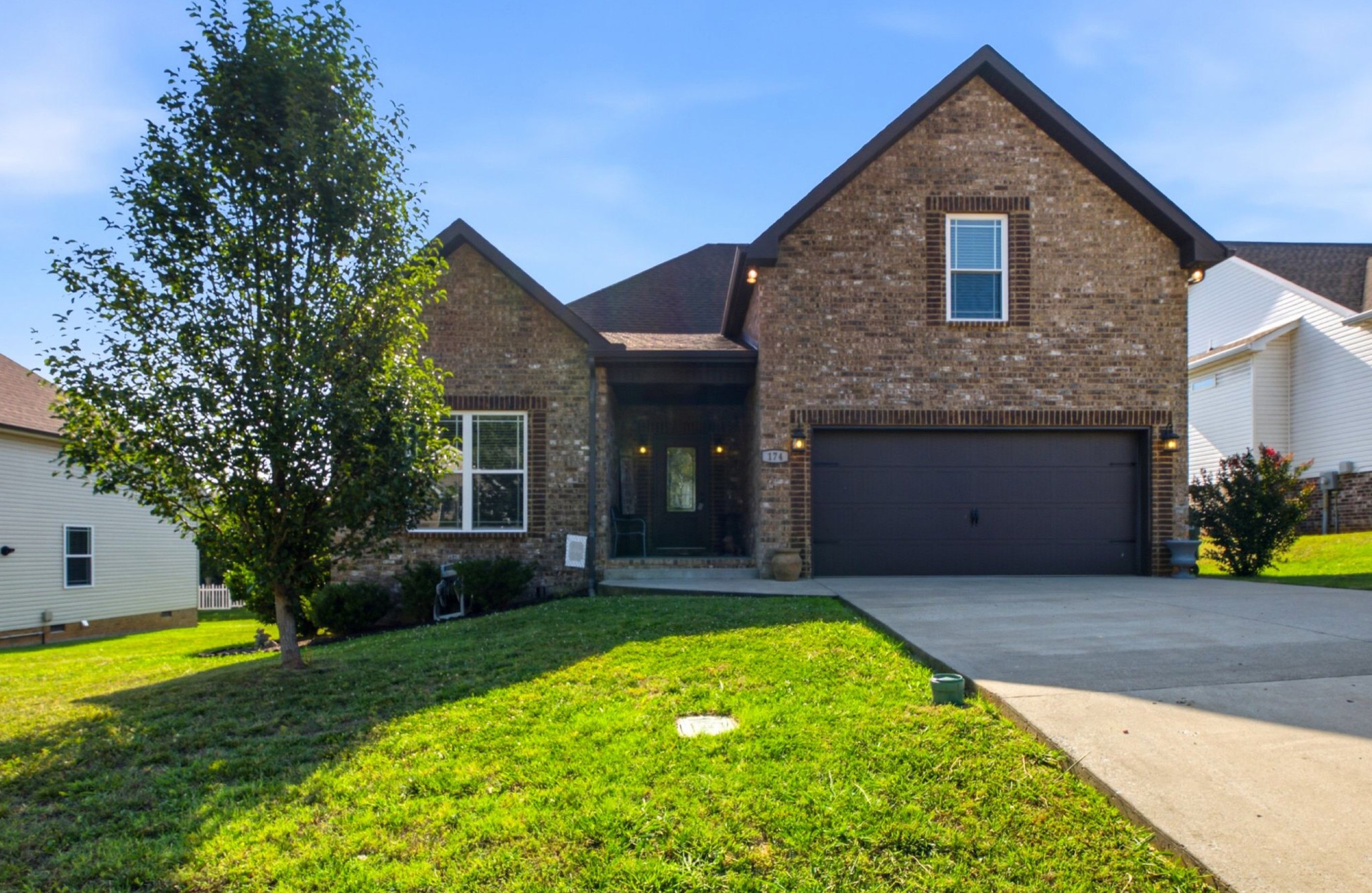 174 Fieldstone Ln
