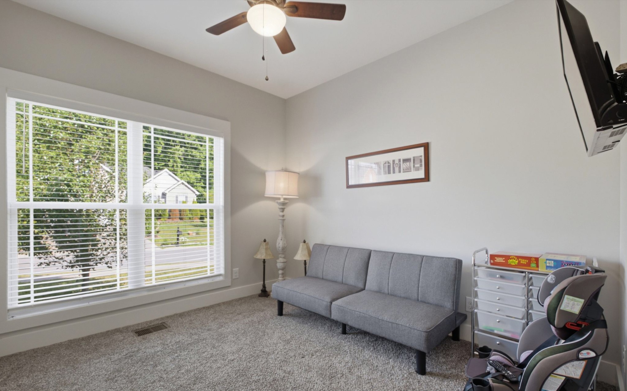 174 Fieldstone Ln