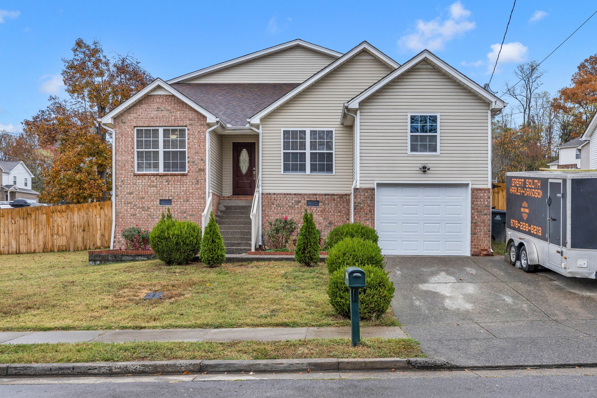 5200 Rockridge Ct