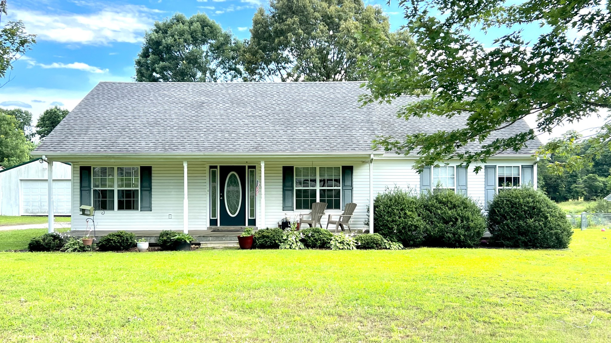153 Commodore Cir