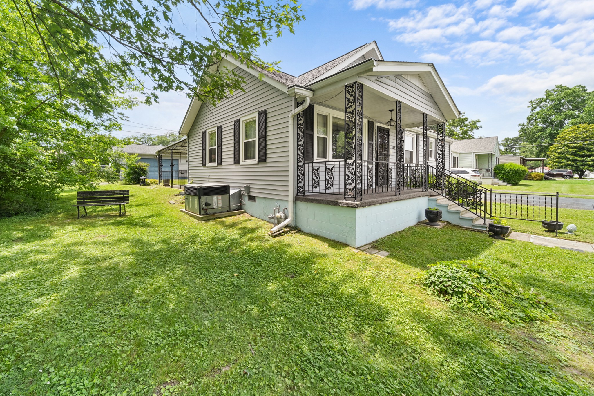 122 Anderson Dr