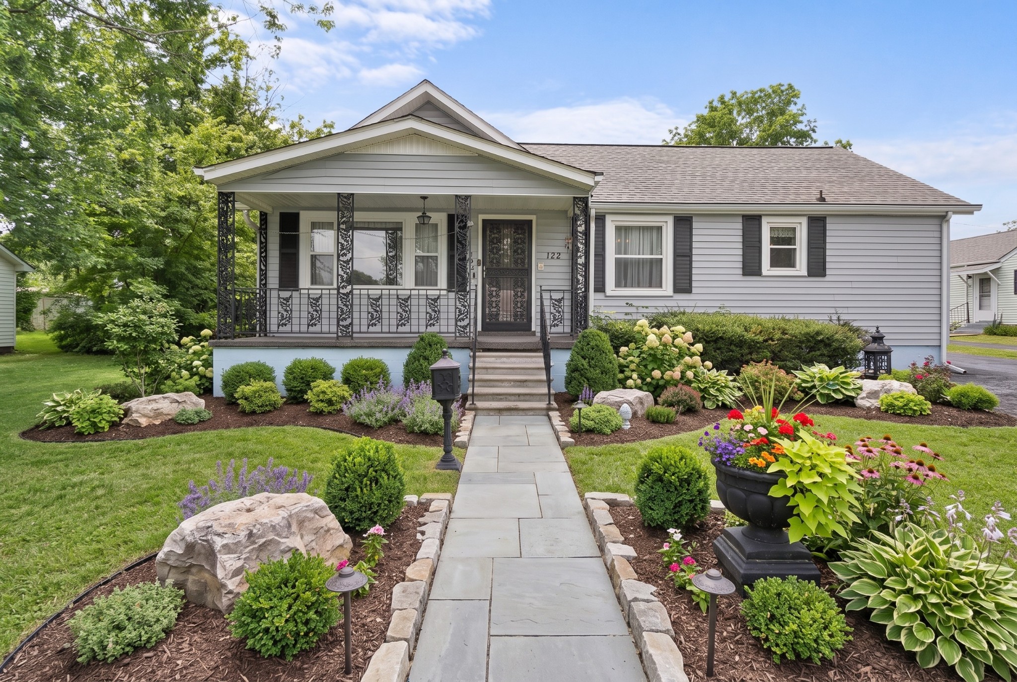 122 Anderson Dr