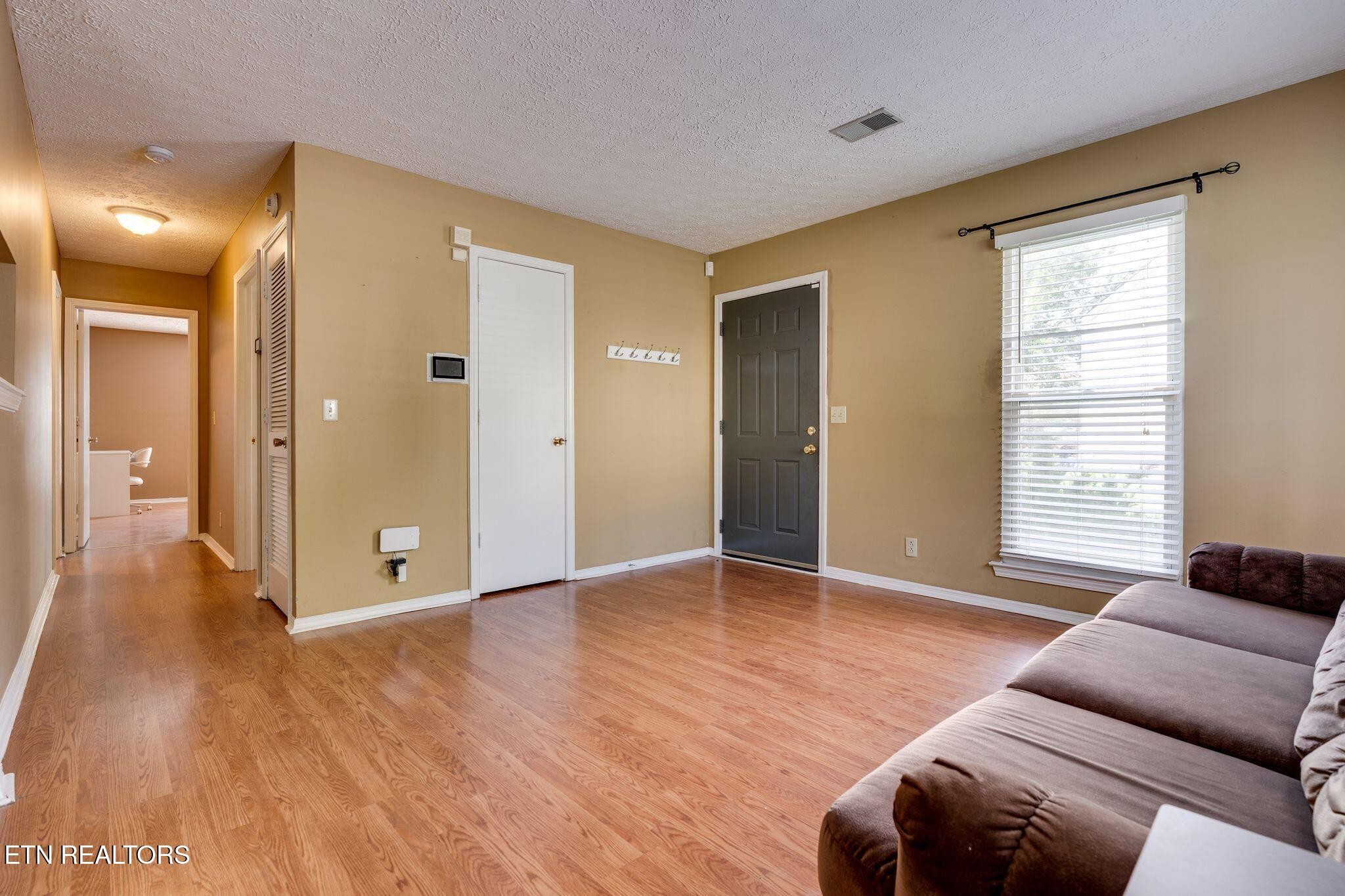 912 Rachels Place