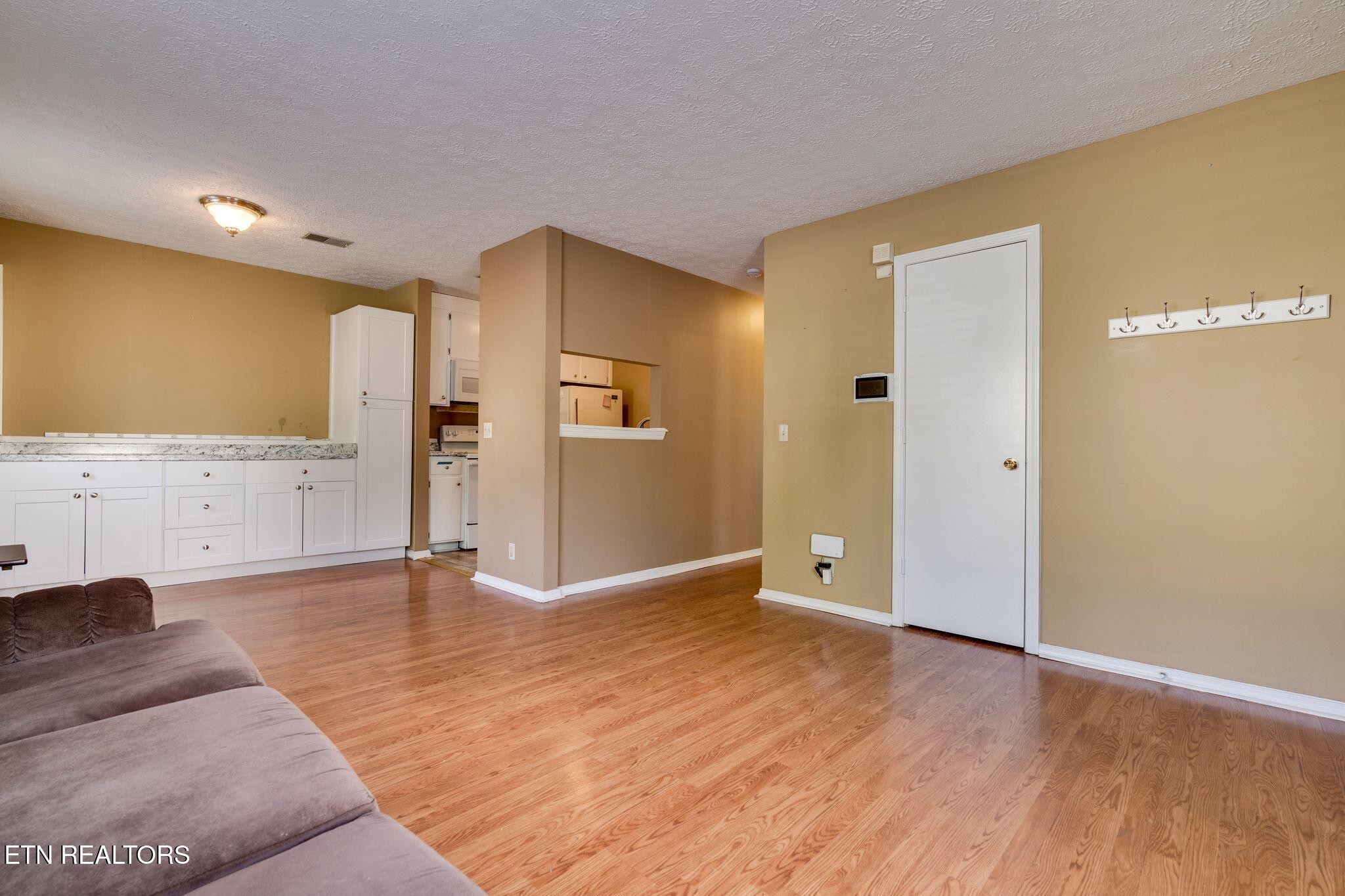 912 Rachels Place
