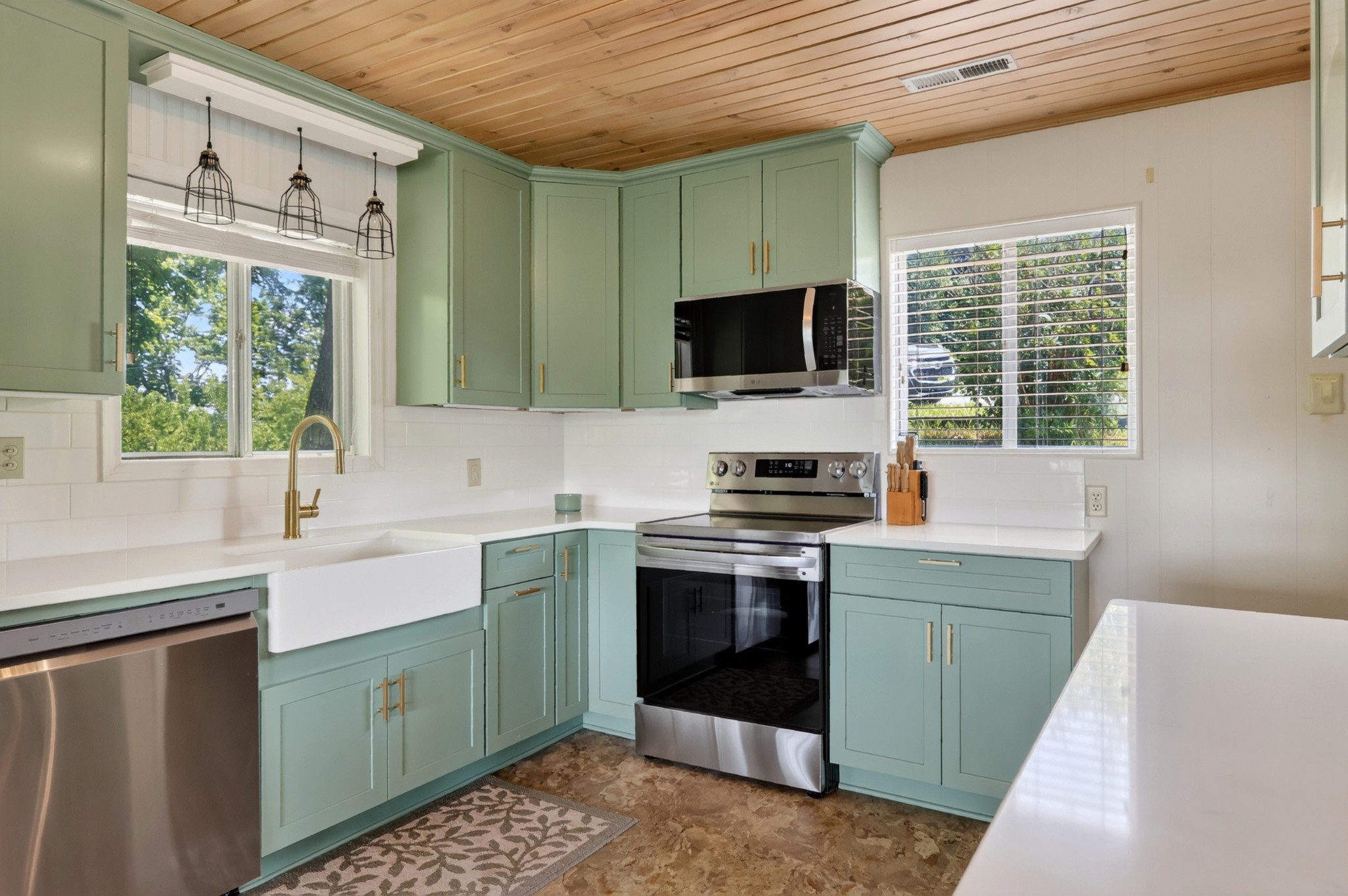 258 Captains Point Rd