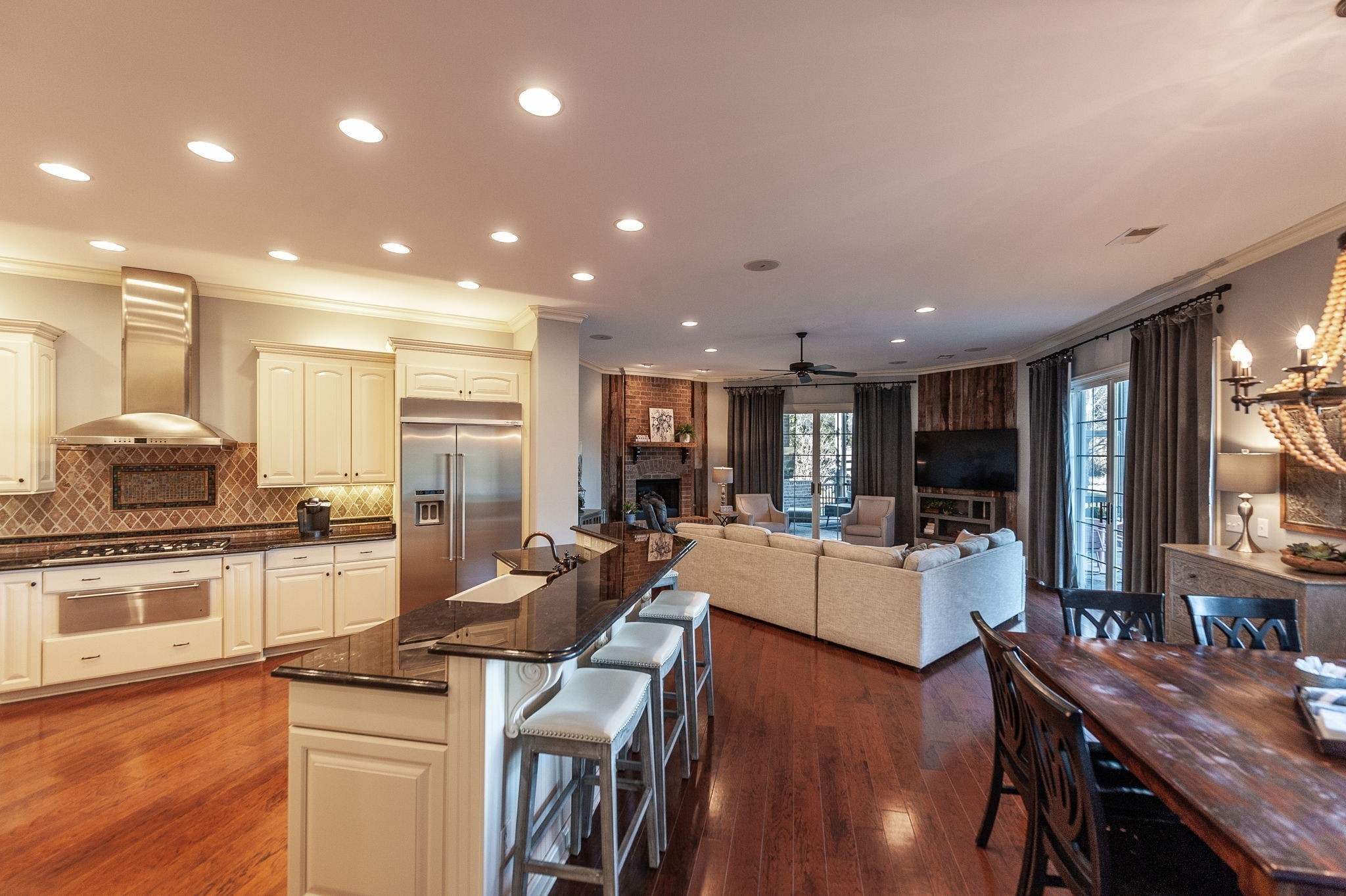 2436 Long Hollow Pike