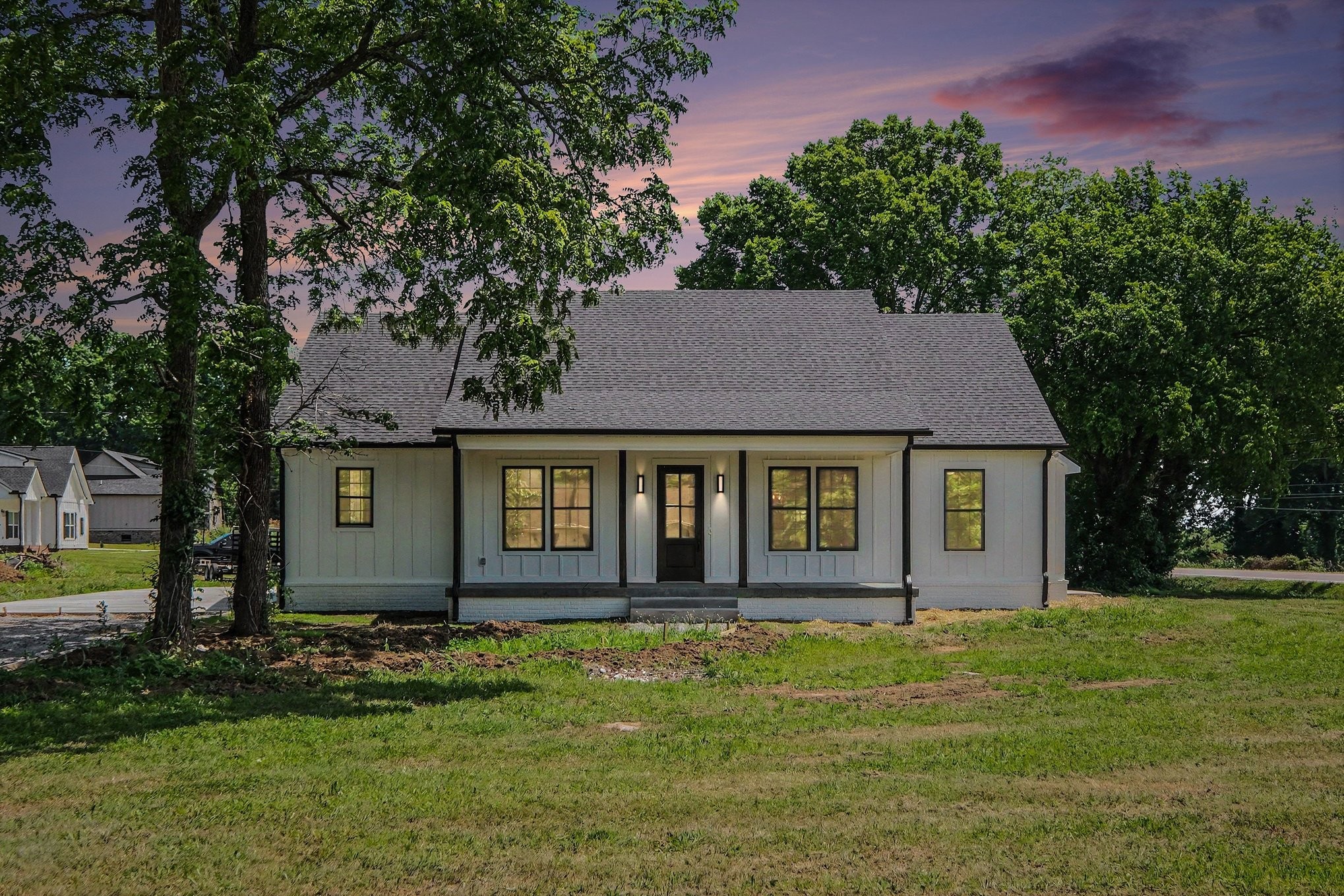 1798 Twin Caves Dr