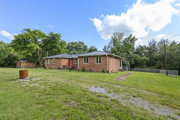 384 Columbia Ave
