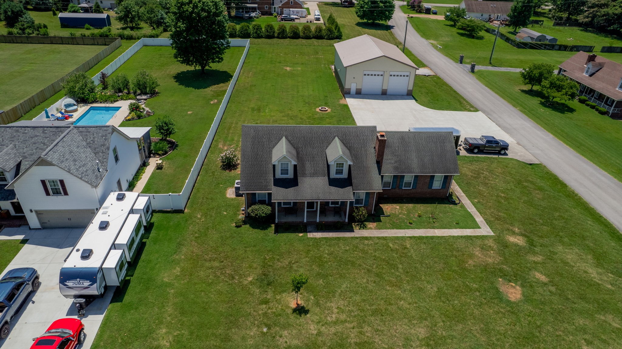 2616 Crosspark Dr