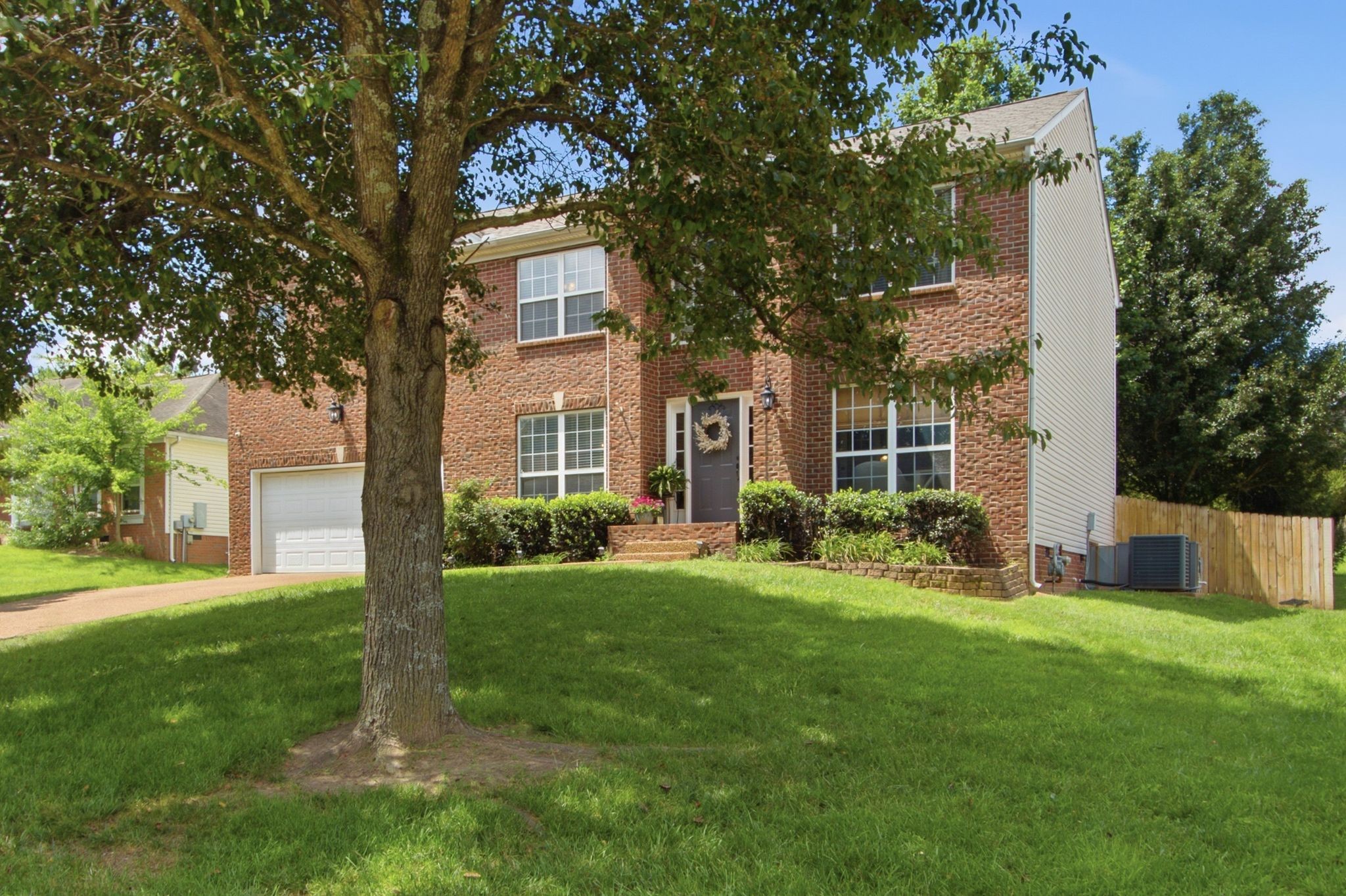 2923 Burtonwood Dr