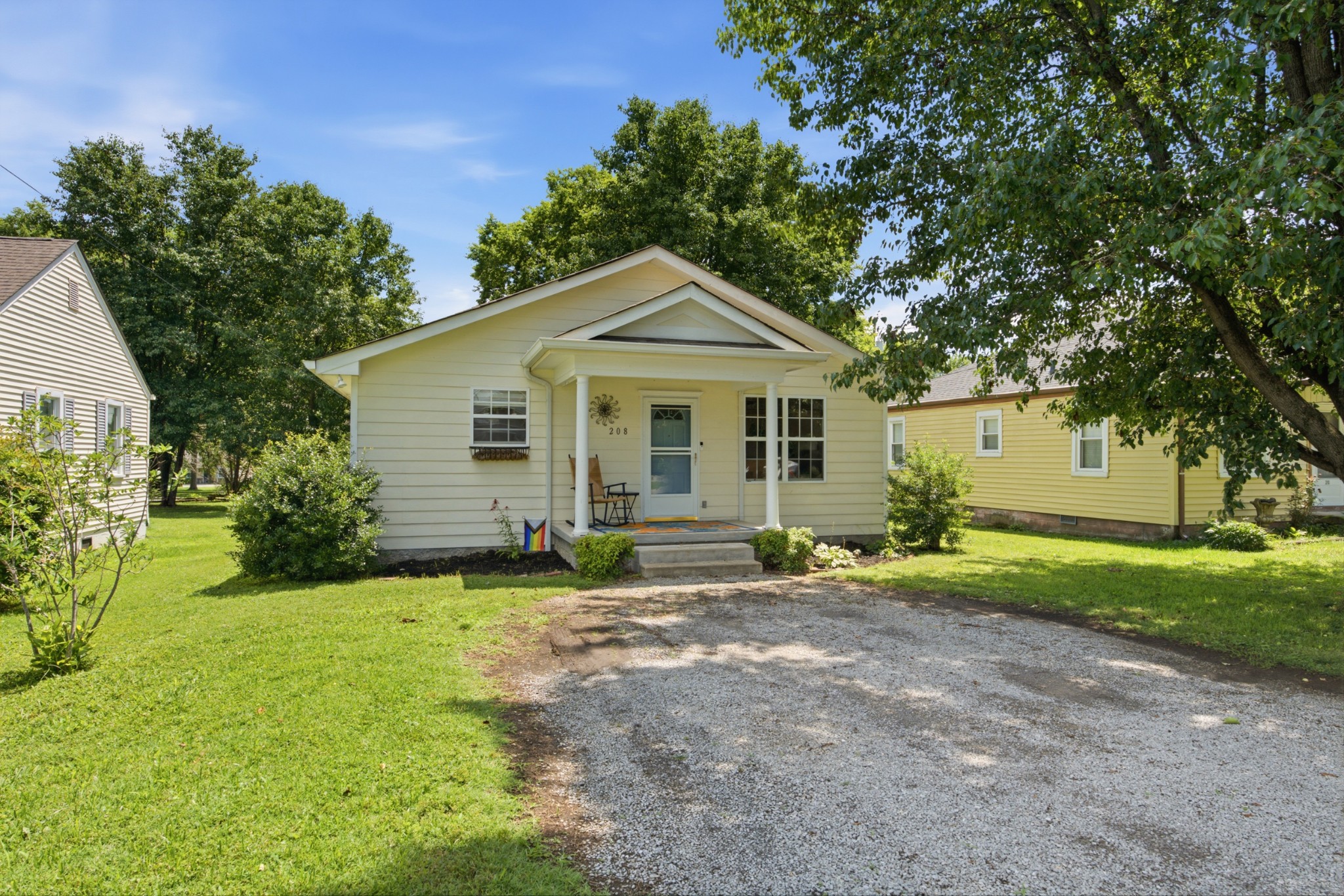 208 East Ave