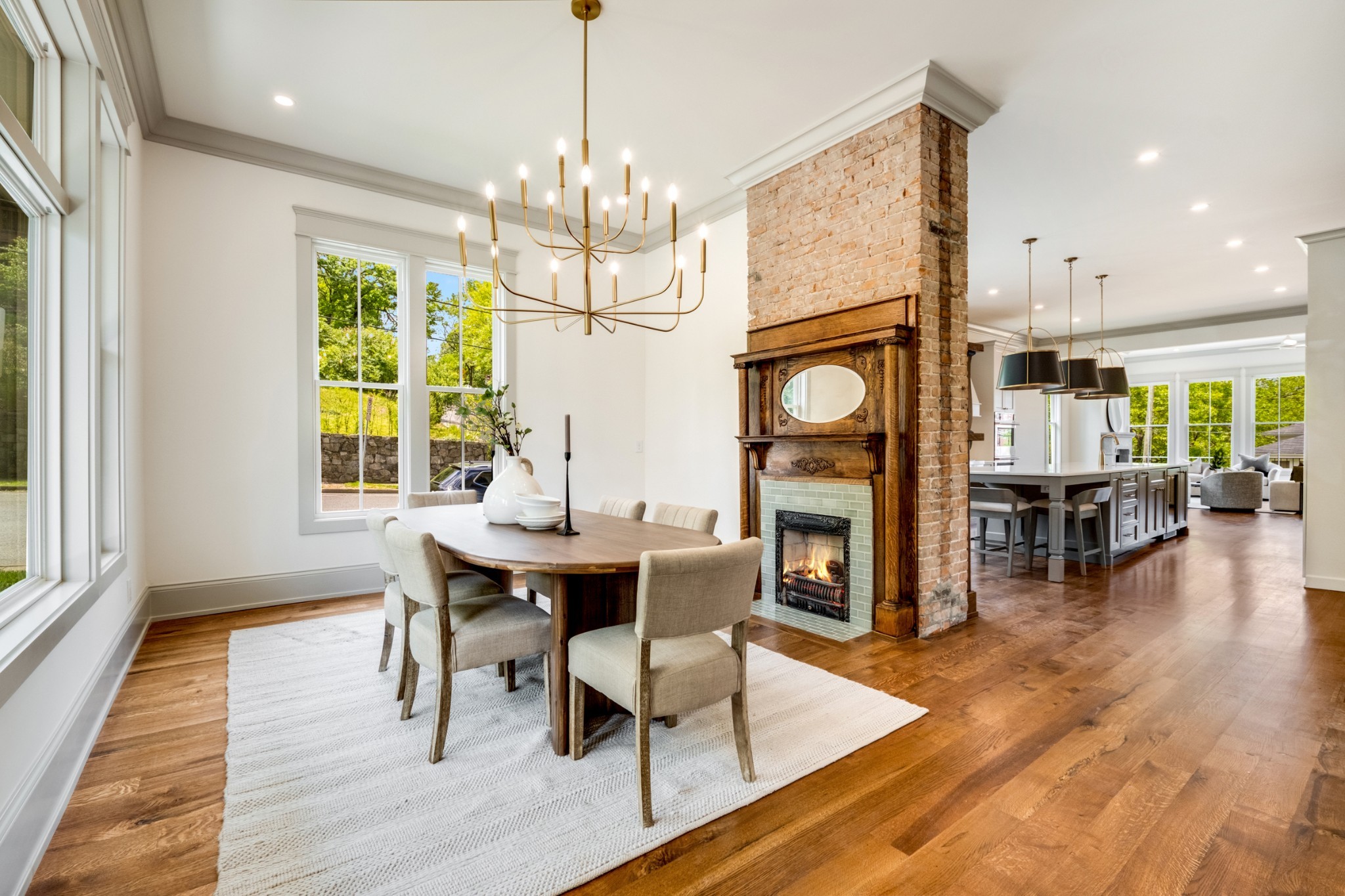 3106 Dudley Ave