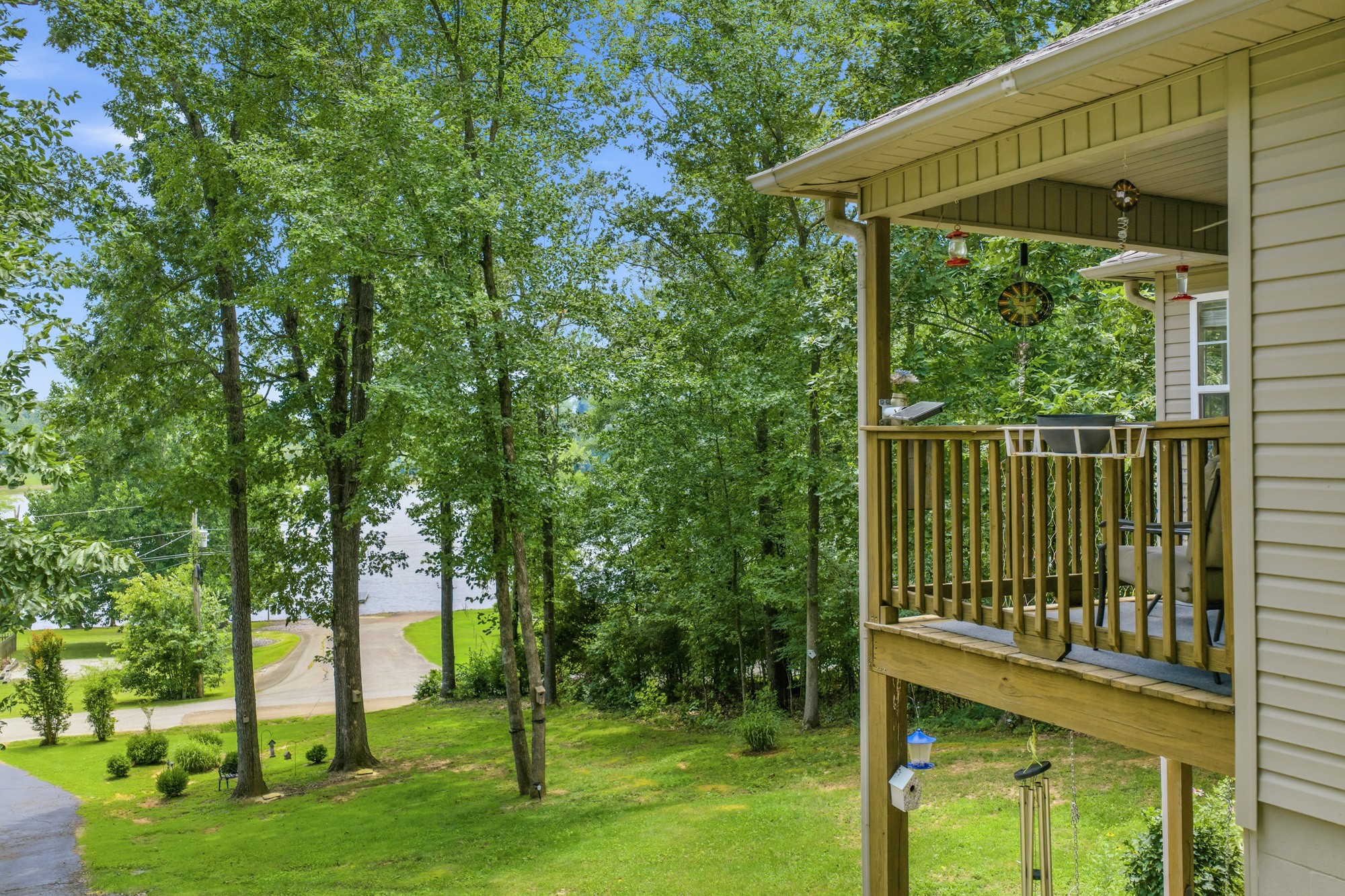 300 Featherfoot Parkway Loop