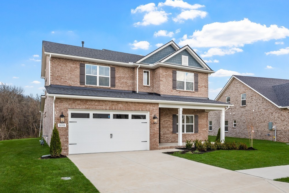 816 Hillock Trace