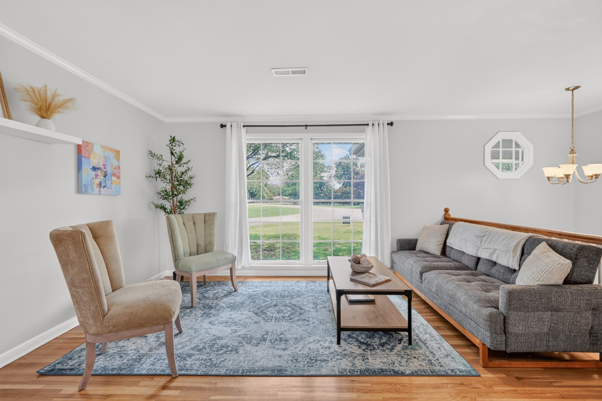 101 Hillside Dr