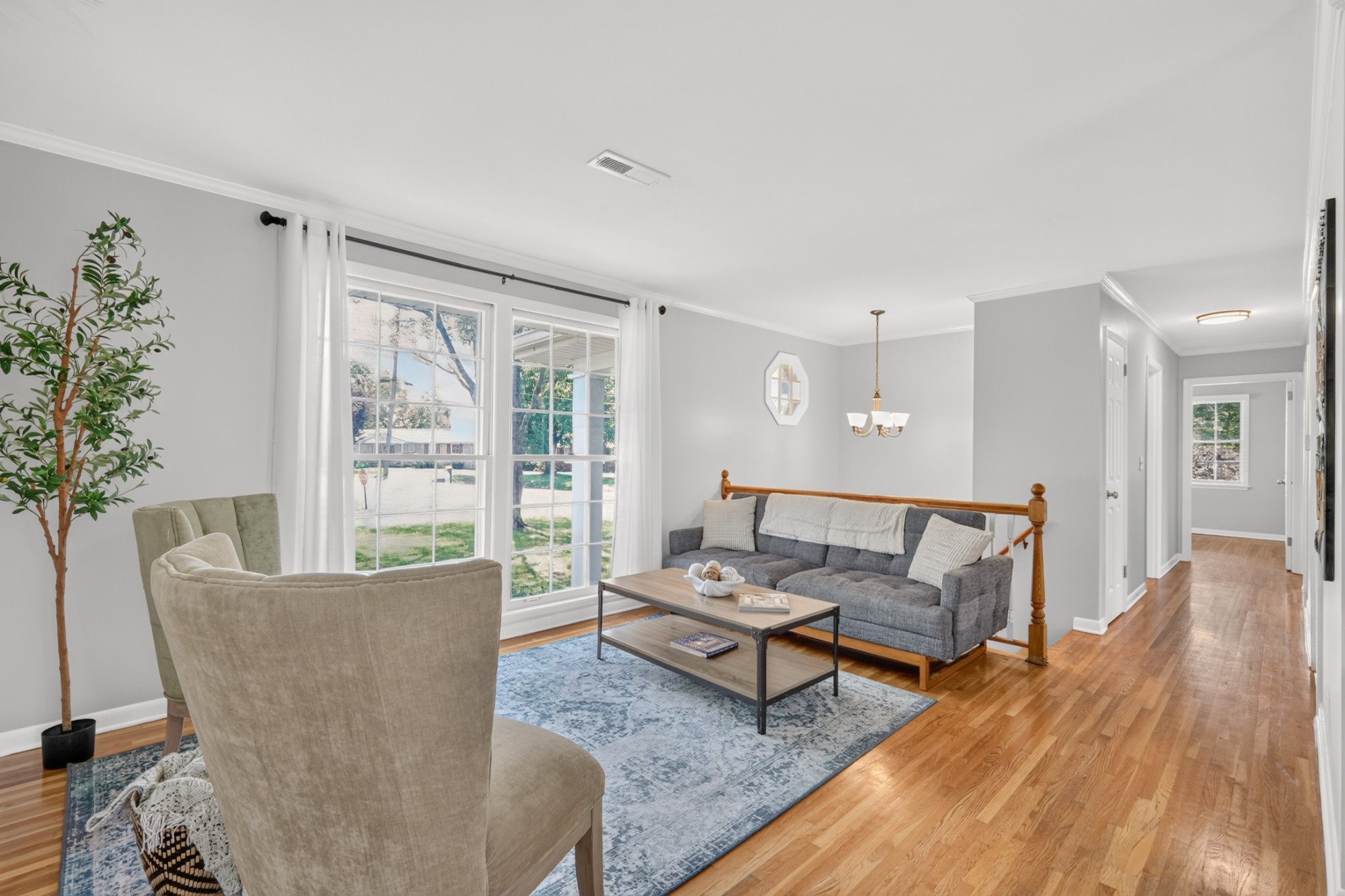 101 Hillside Dr