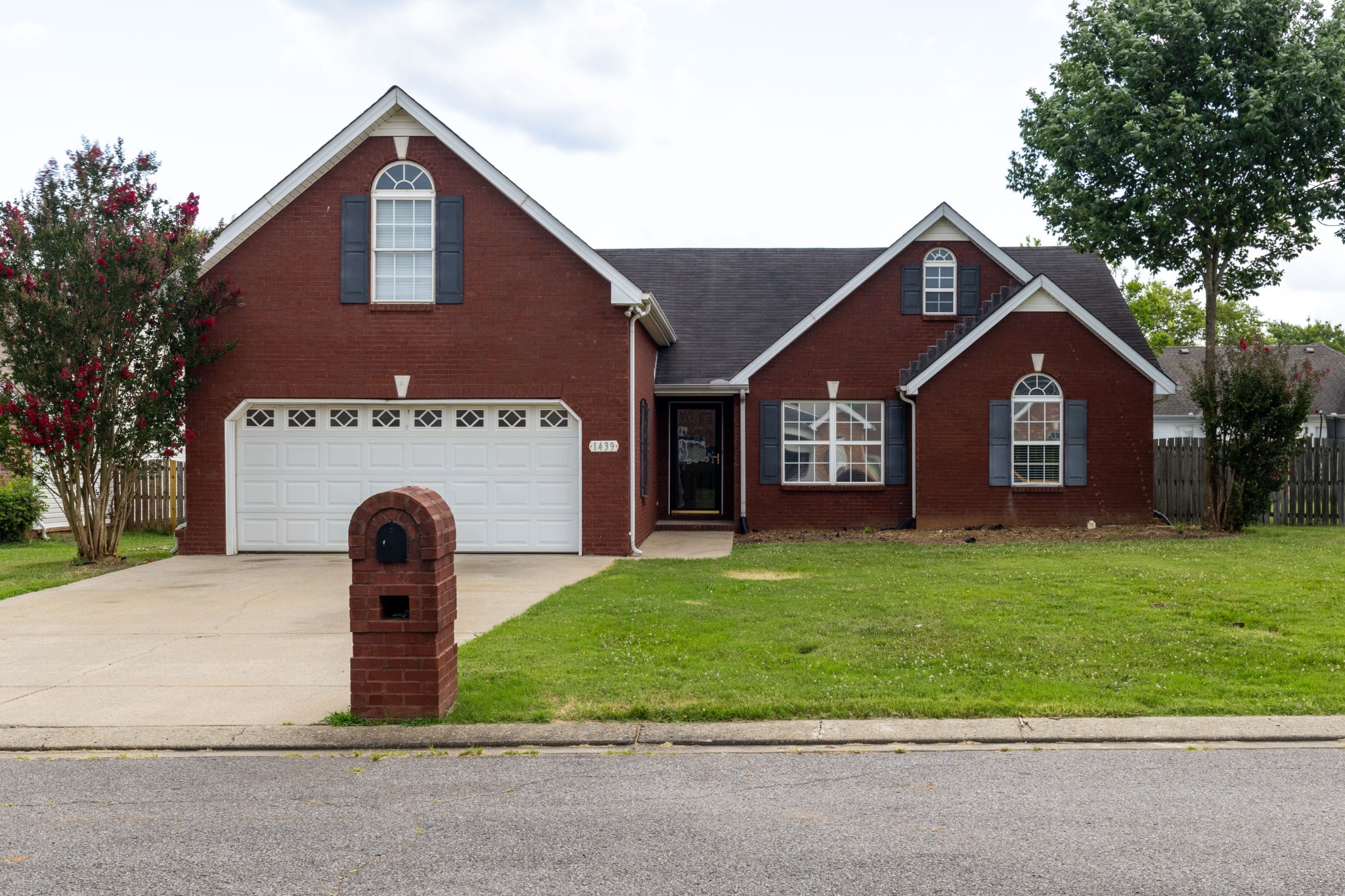 1439 Antebellum Dr
