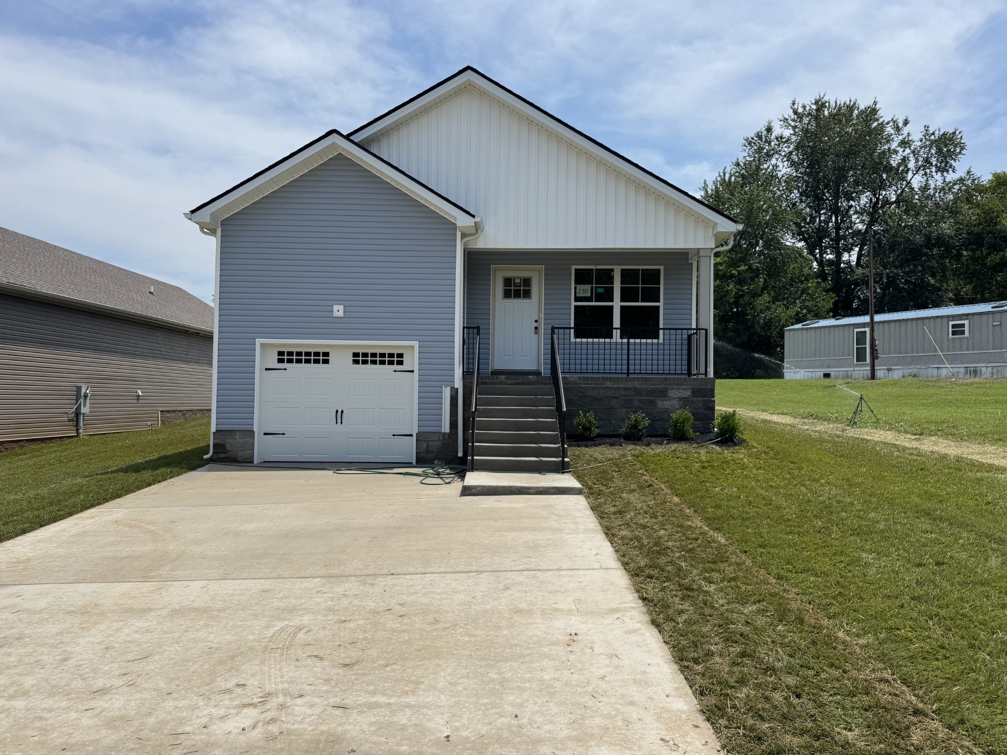 230 Arkansas Ave