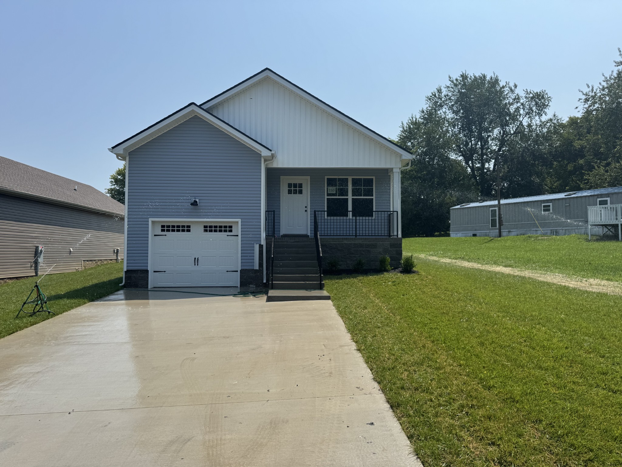 230 Arkansas Ave