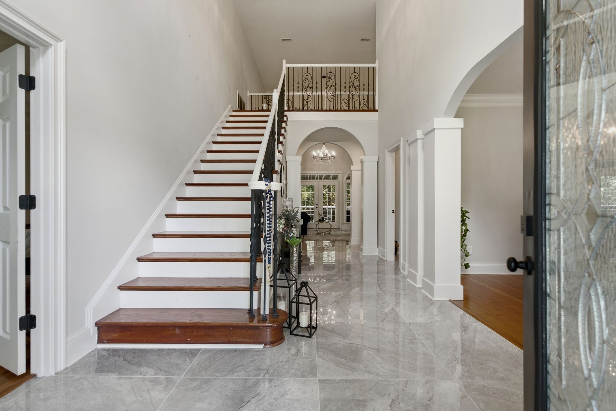 2205 Oakleigh Dr