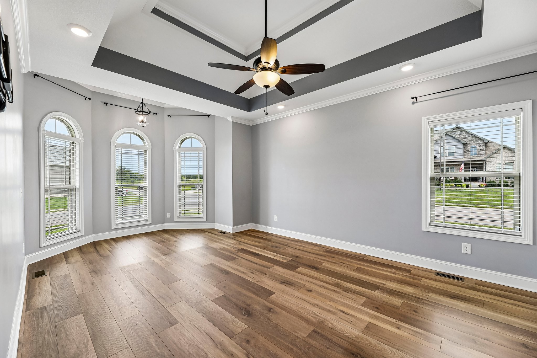 1850 Shield Dr