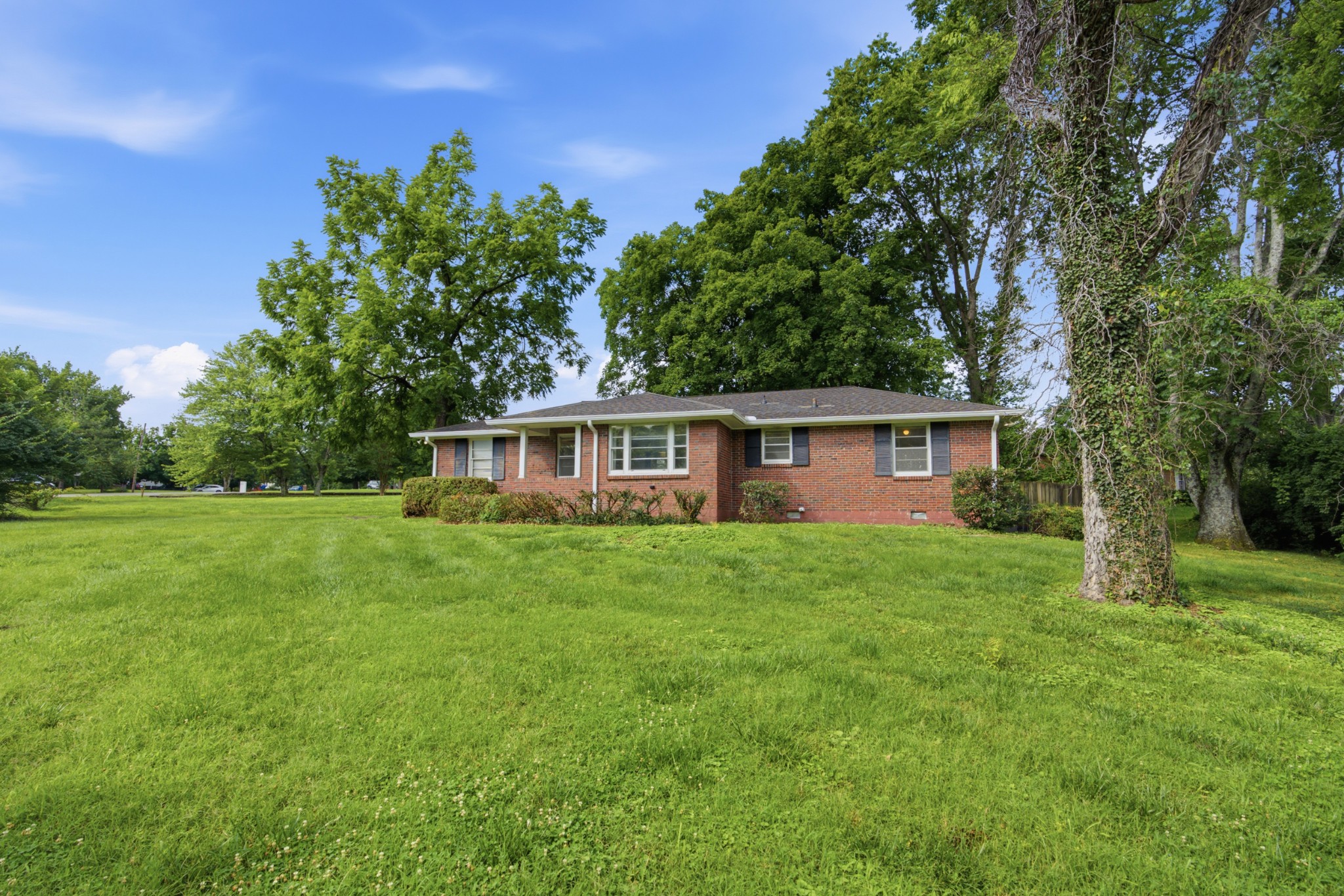 5101 Regent Dr