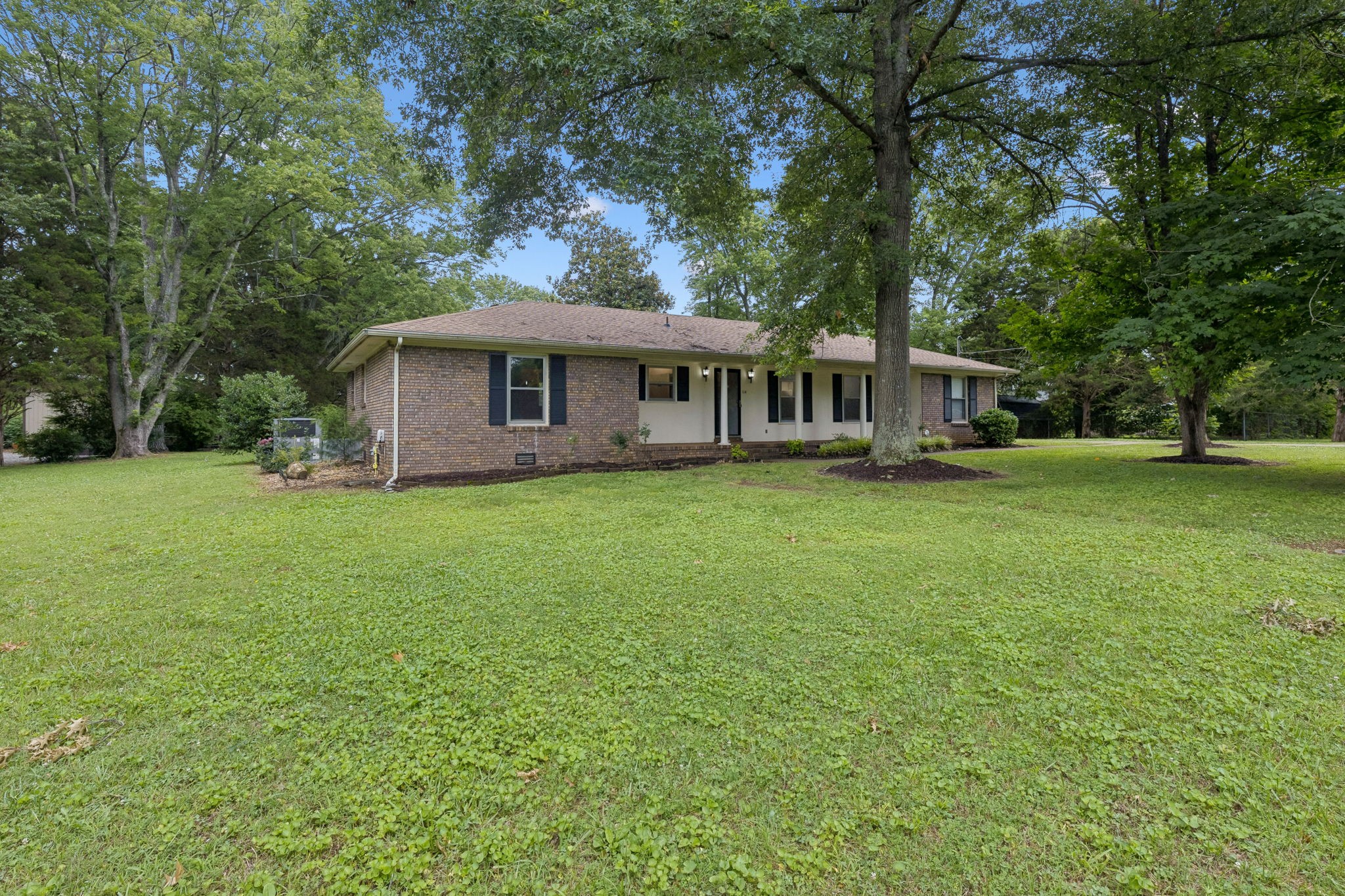 114 Paschal Dr