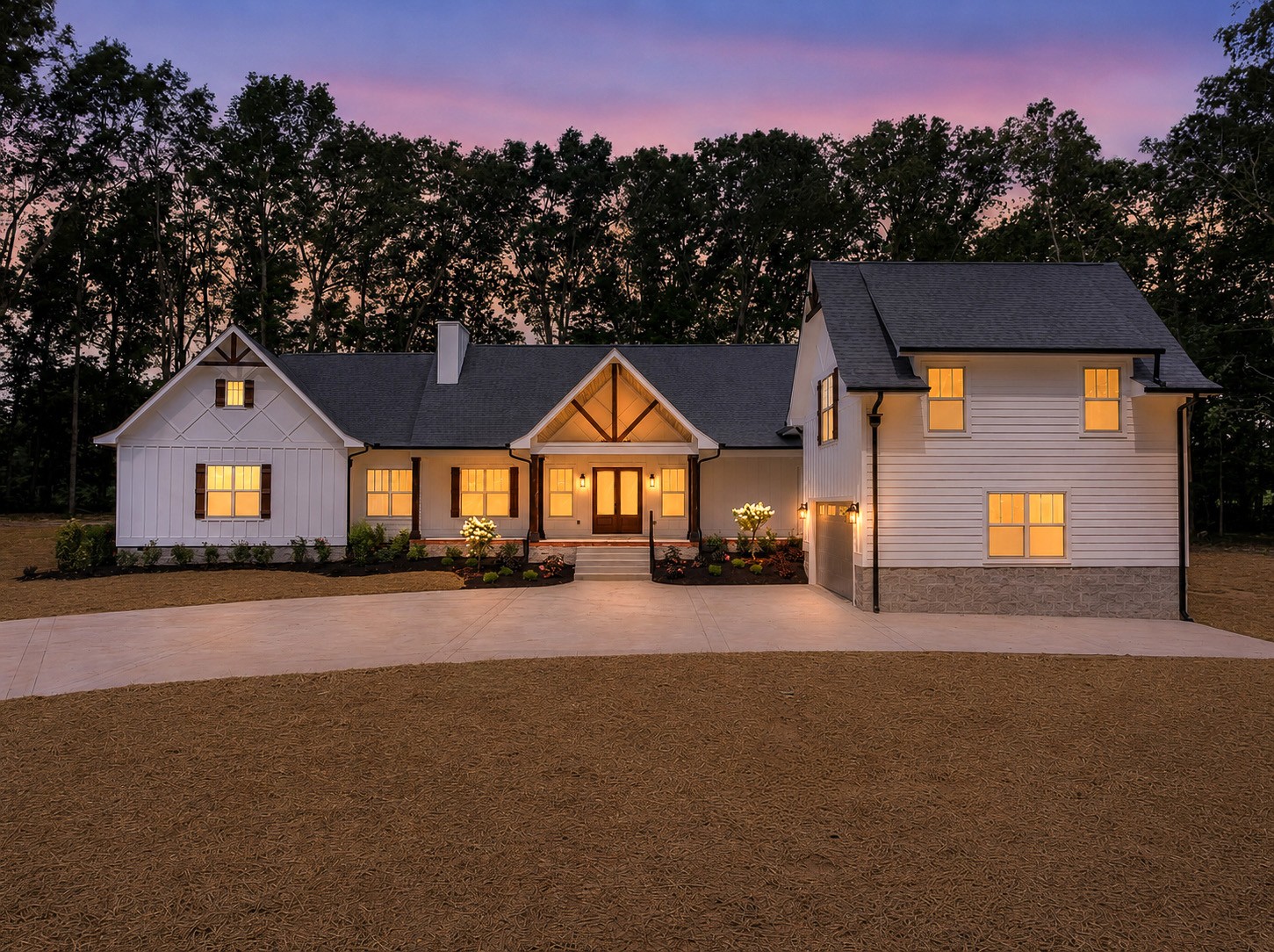 453 Dogwood Ln