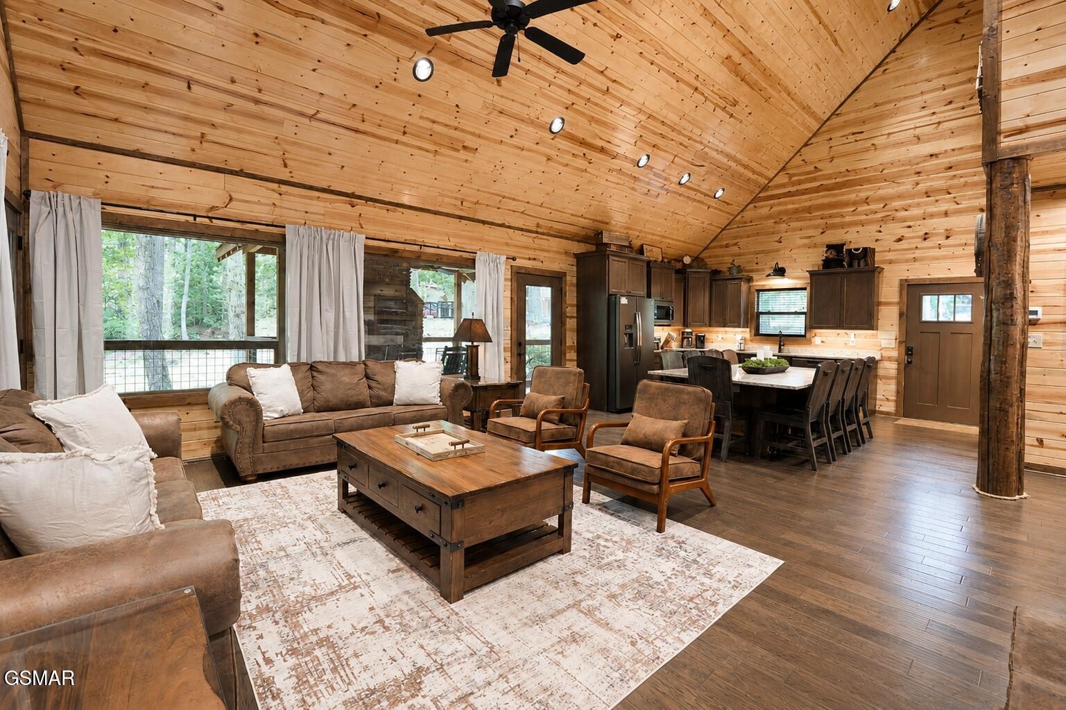 2215 Cub Circle