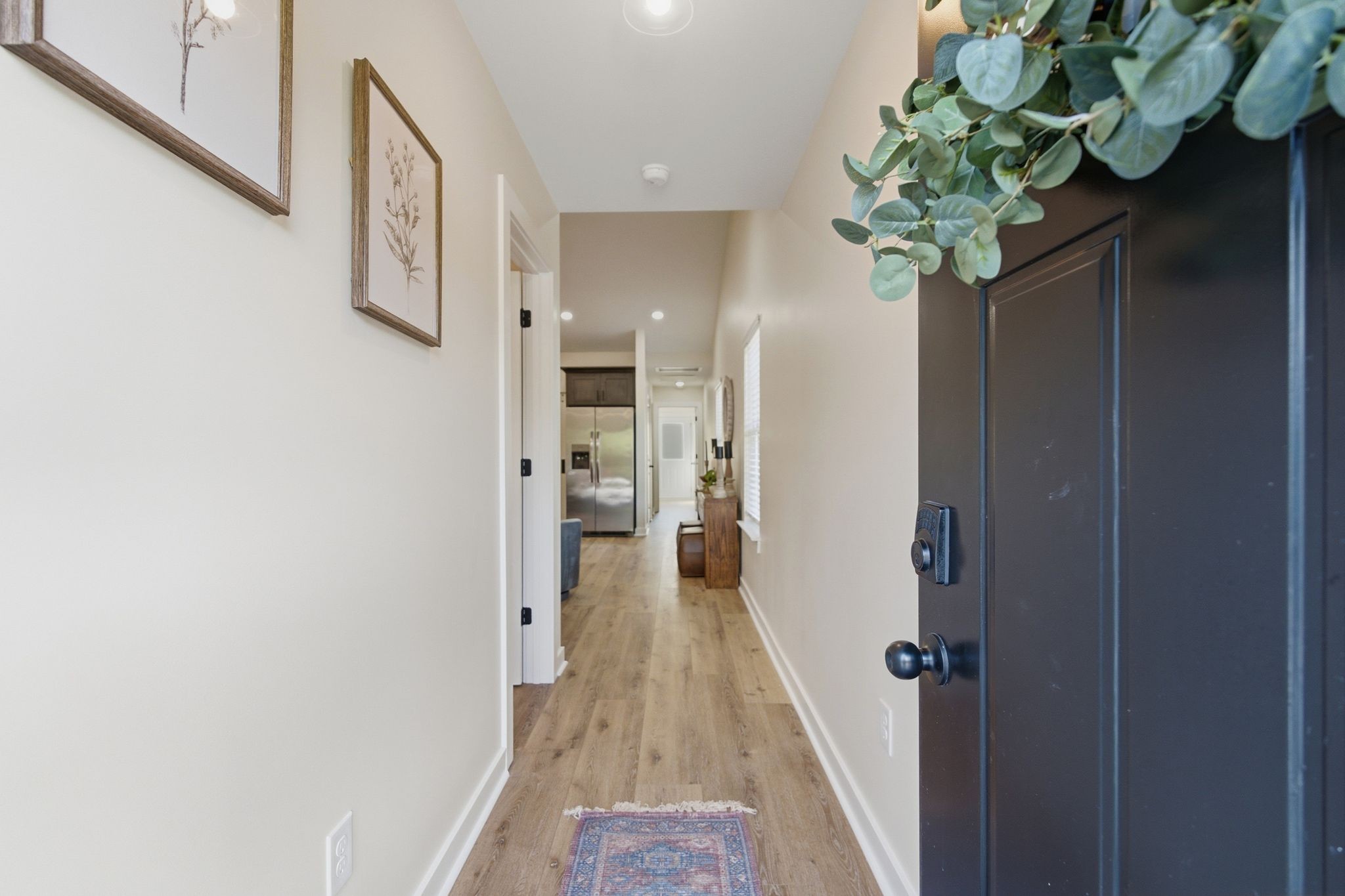 143 Deer Valley Drive E