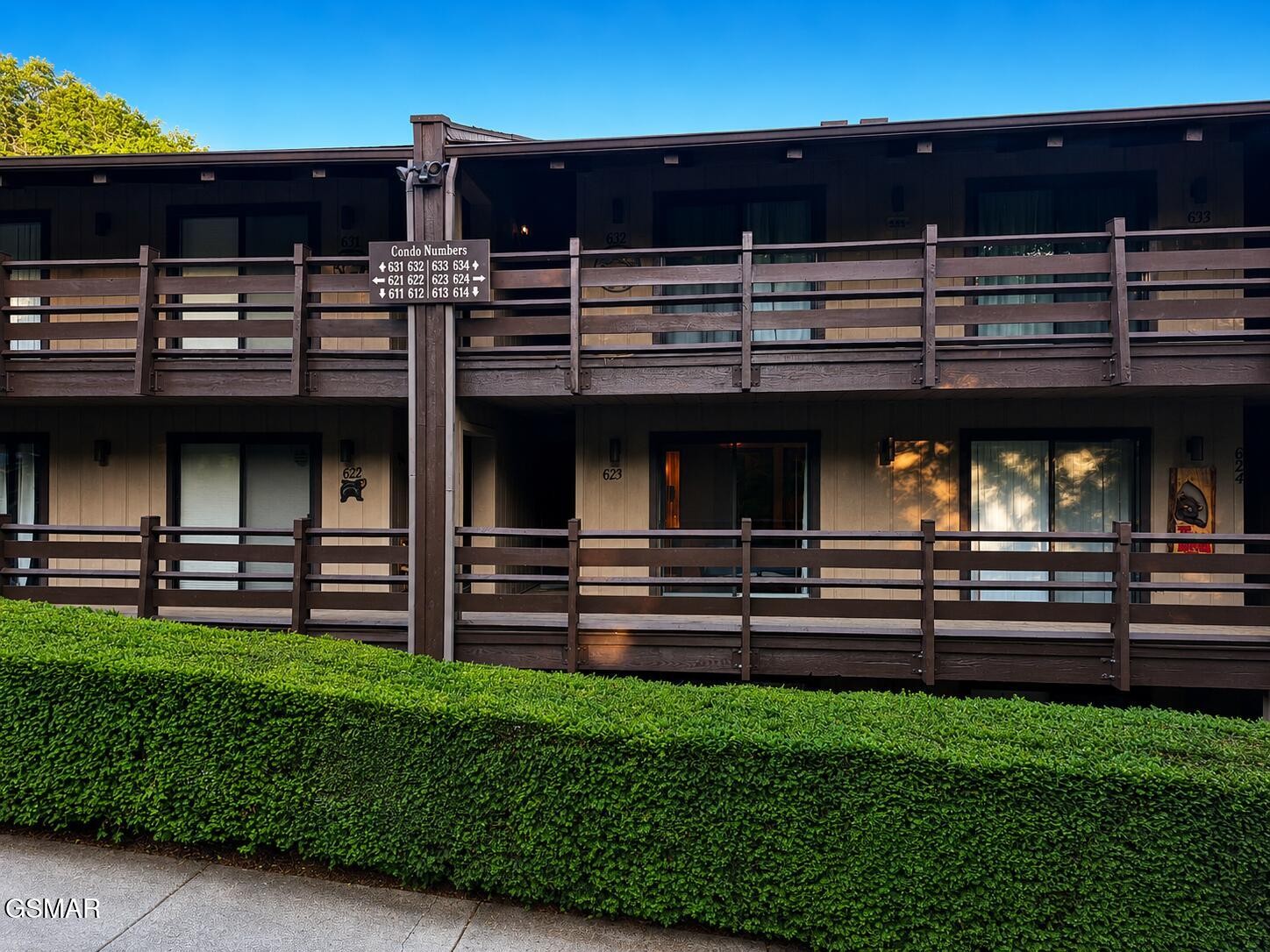 1081 Cove