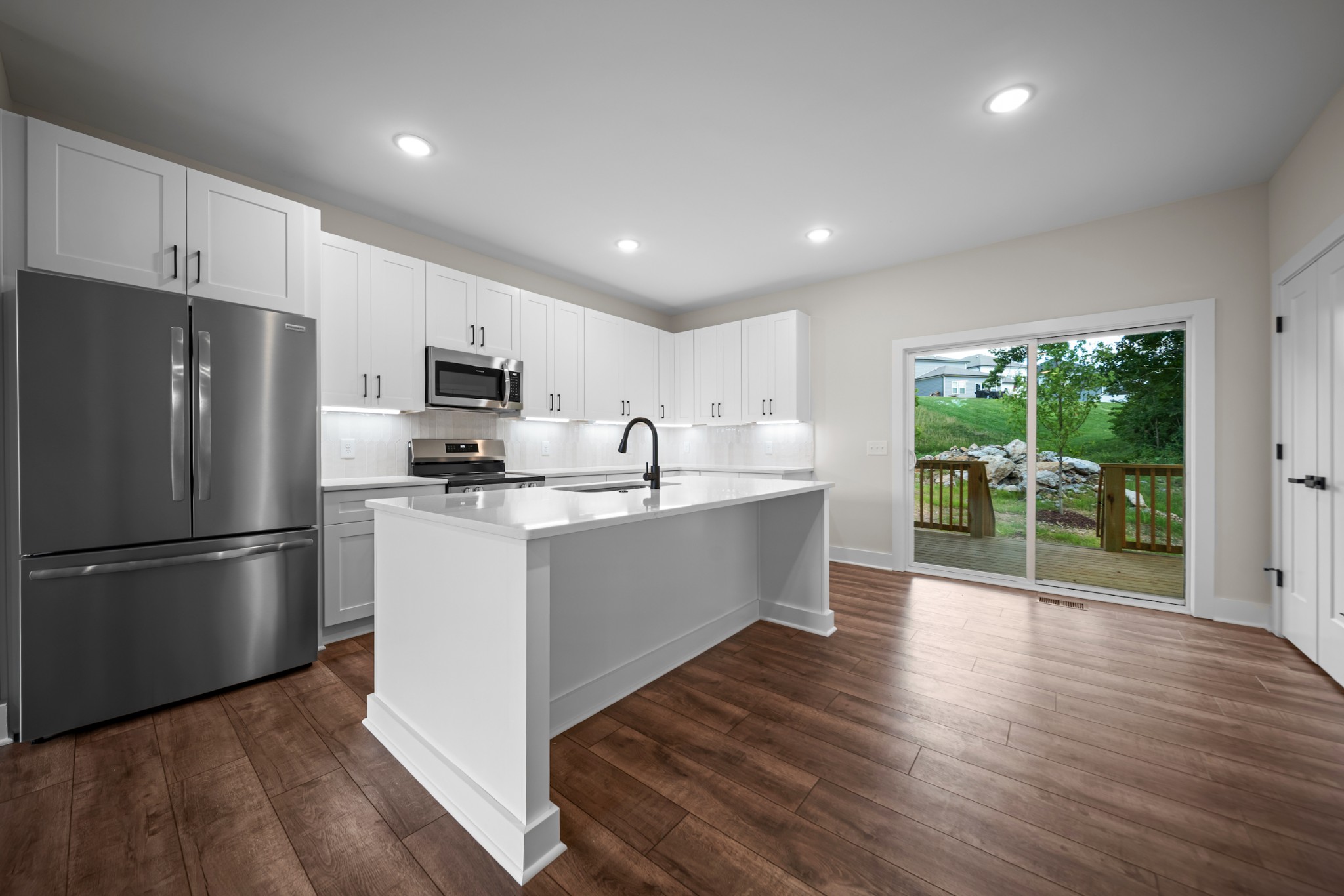 4929 Leesa Ann Ln