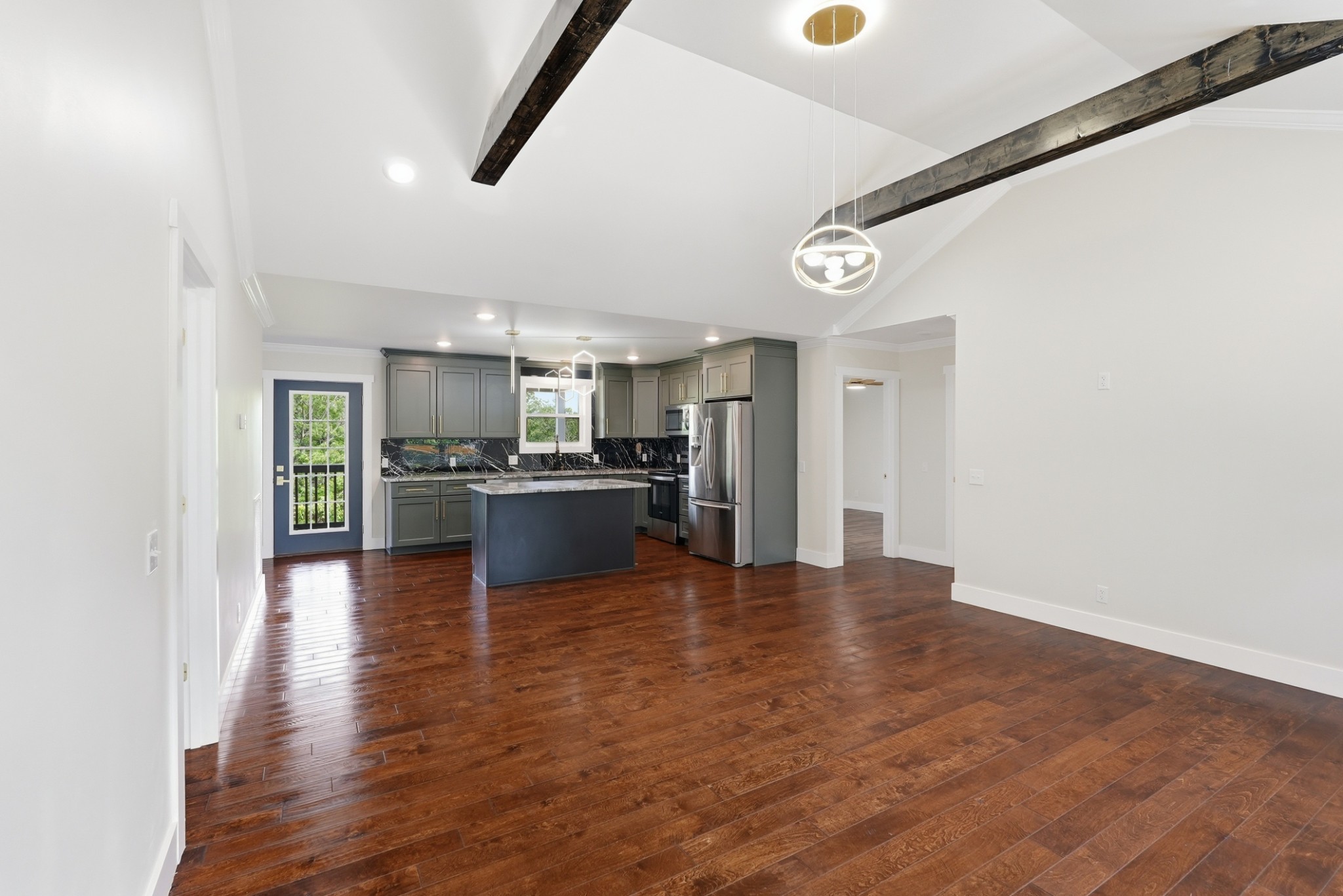 214 Twin Oaks Rd