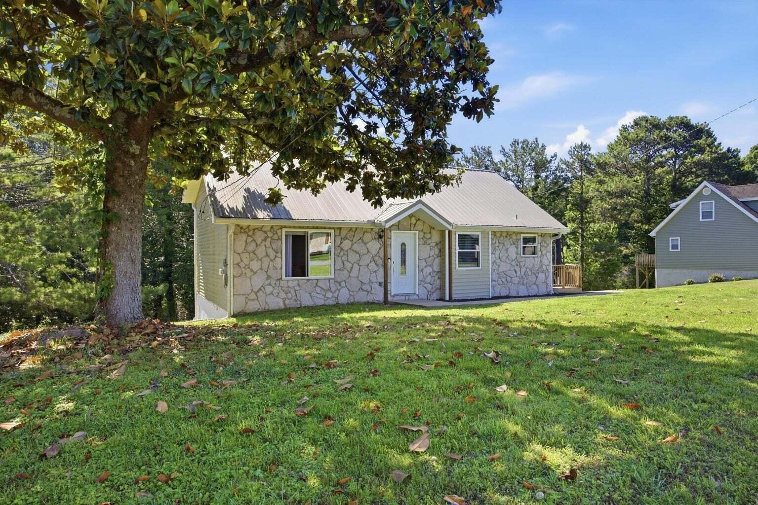 36 Crest Circle