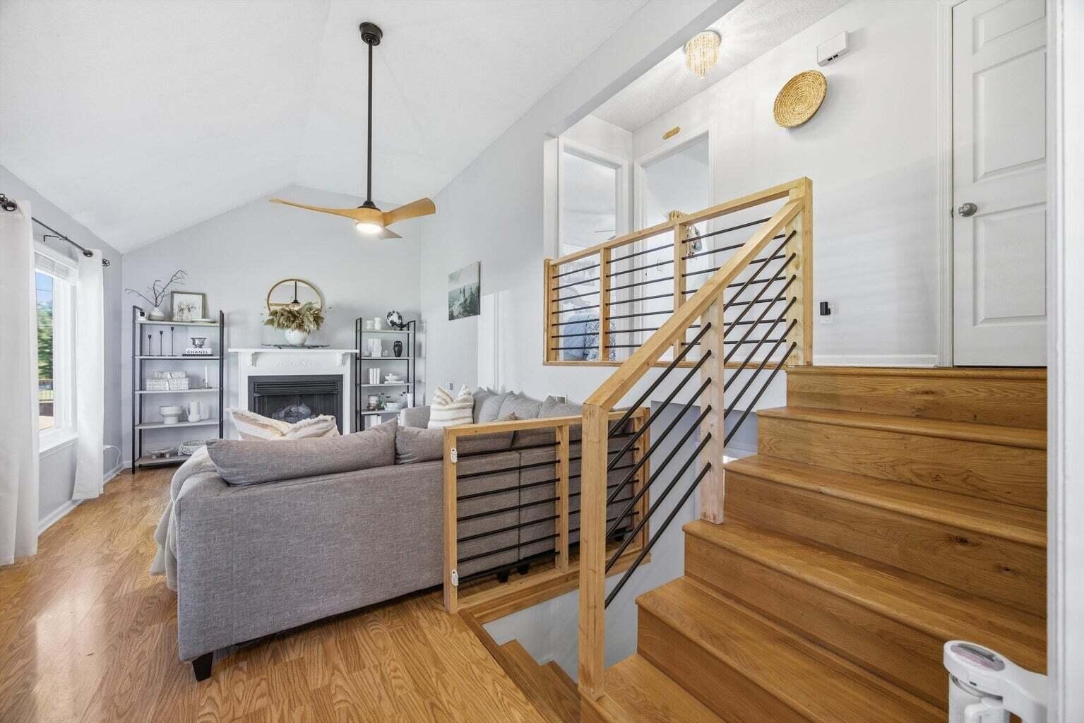 36 Crest Circle