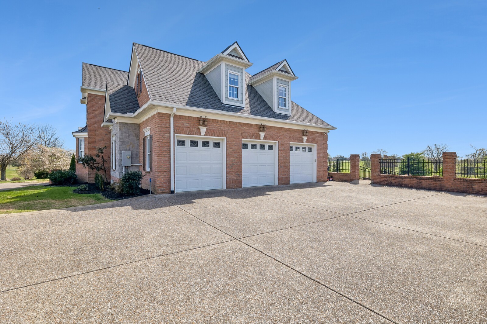 107 Gaston St