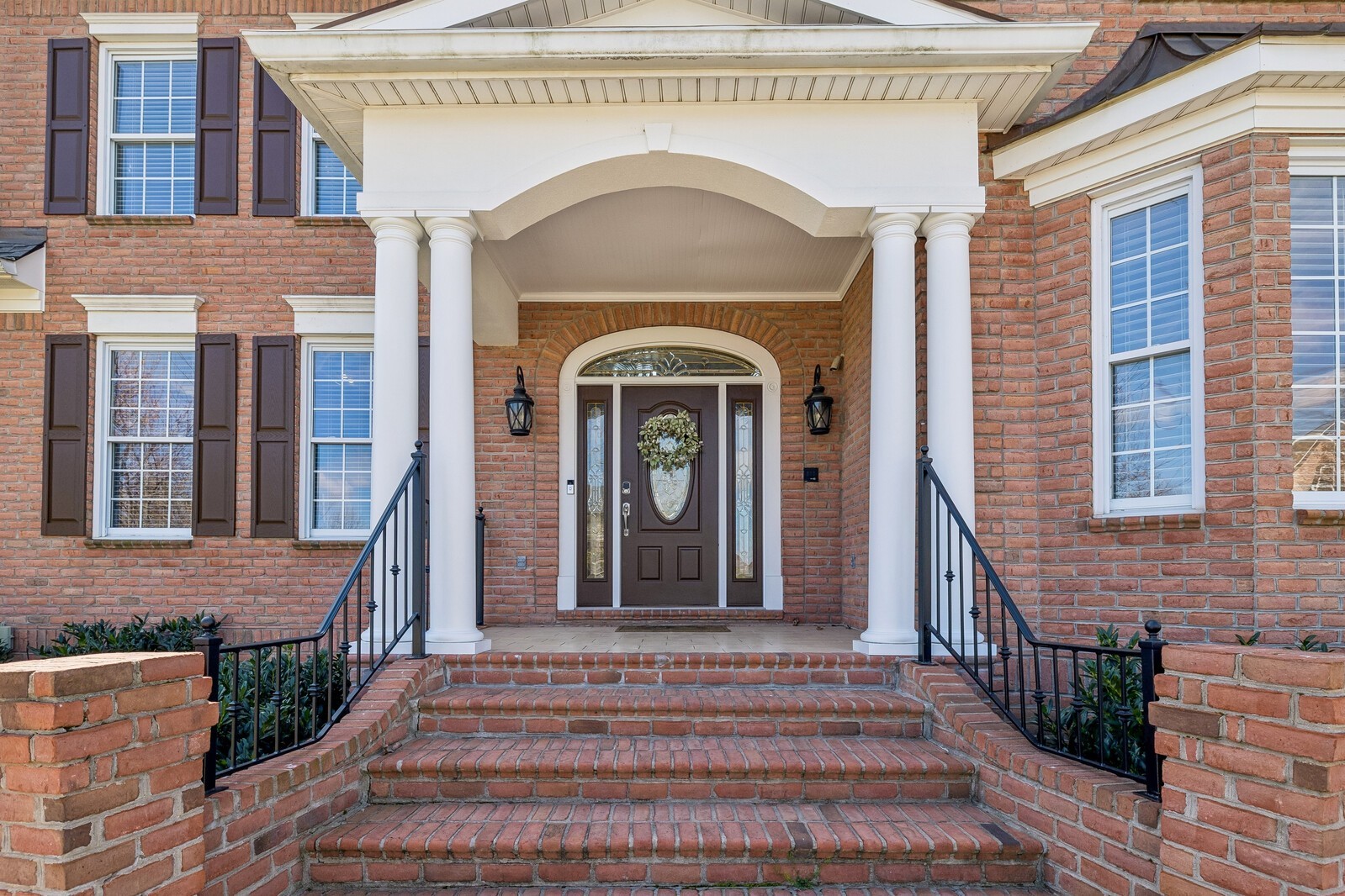 107 Gaston St