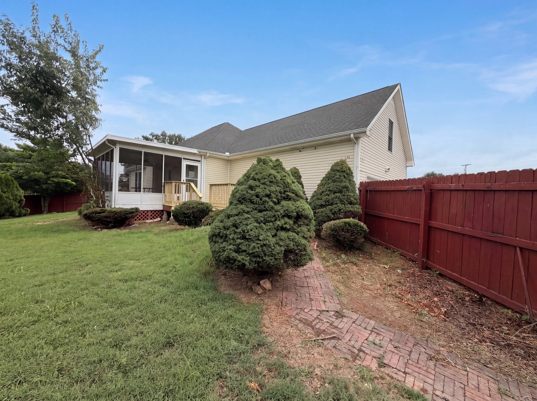 3609 Millington Dr