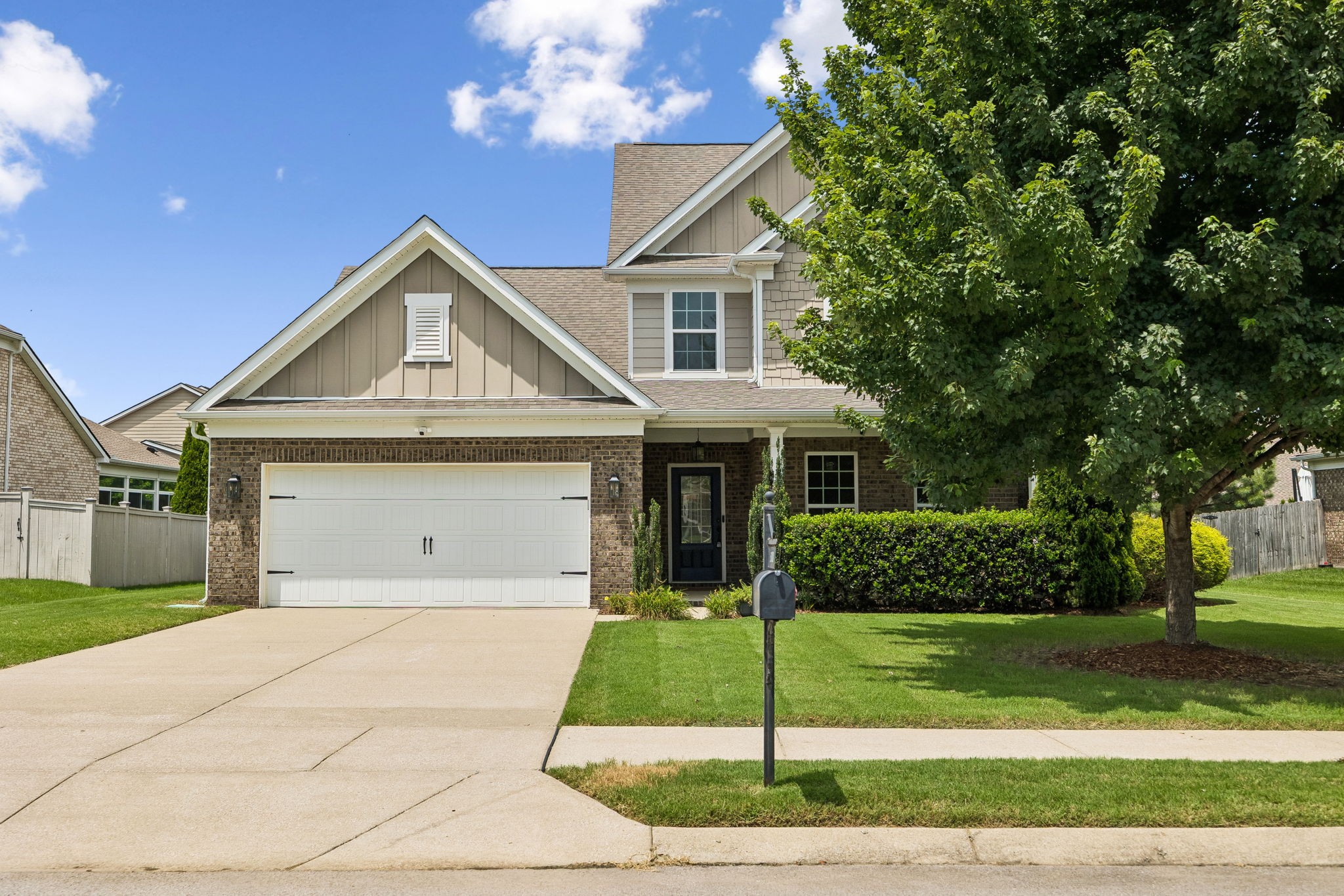5008 Stately Dr