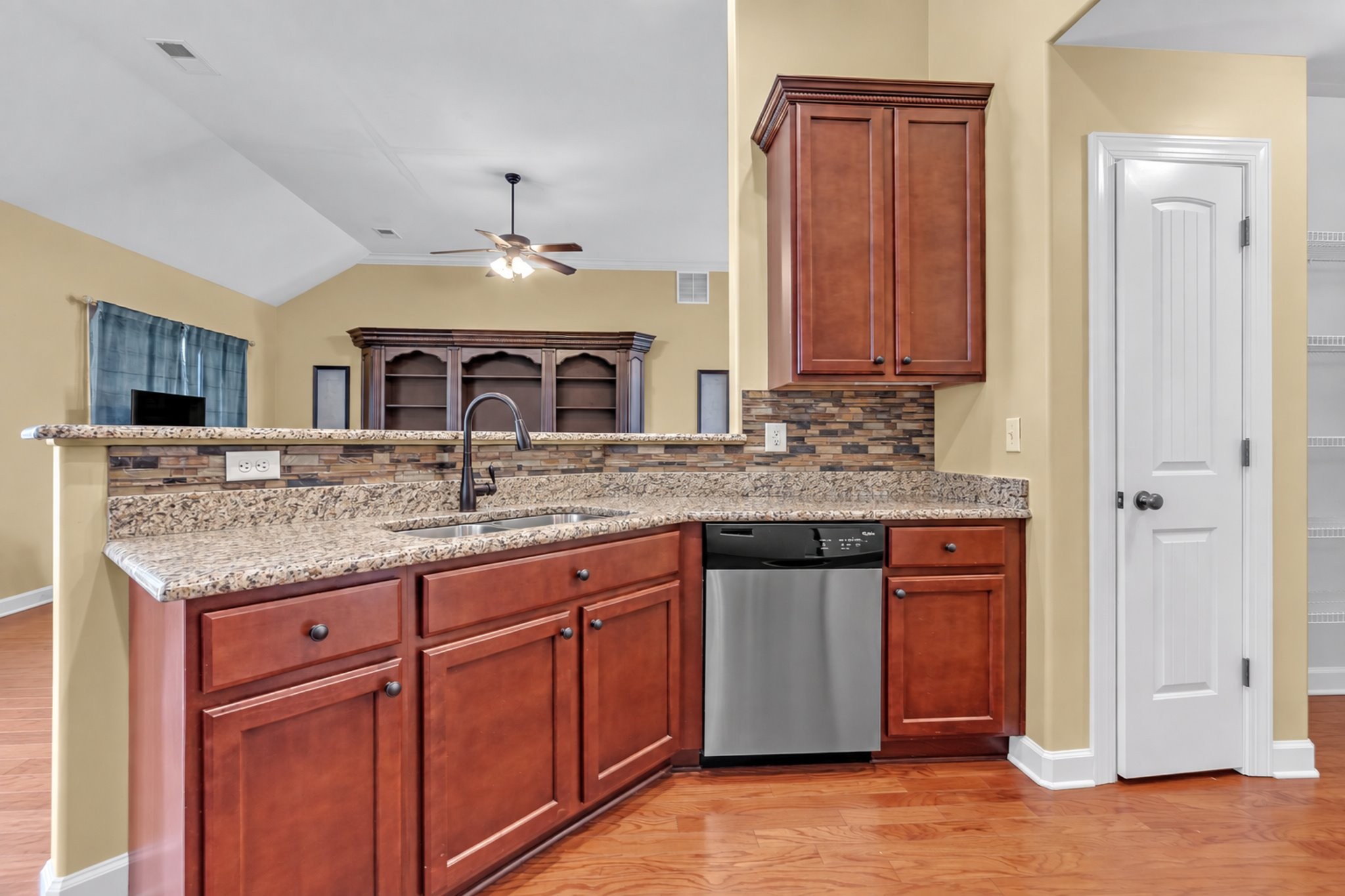 1417 Pisgah Rd