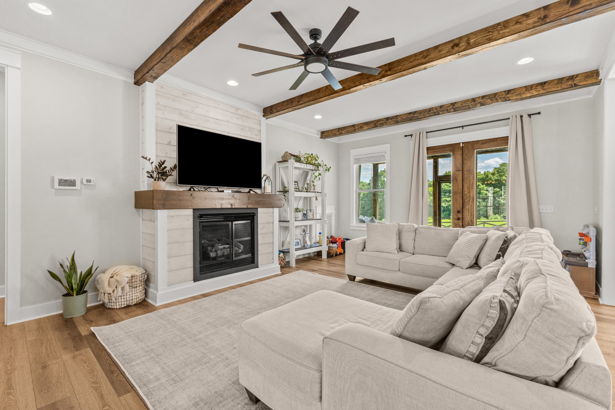 579 Buddy Rd