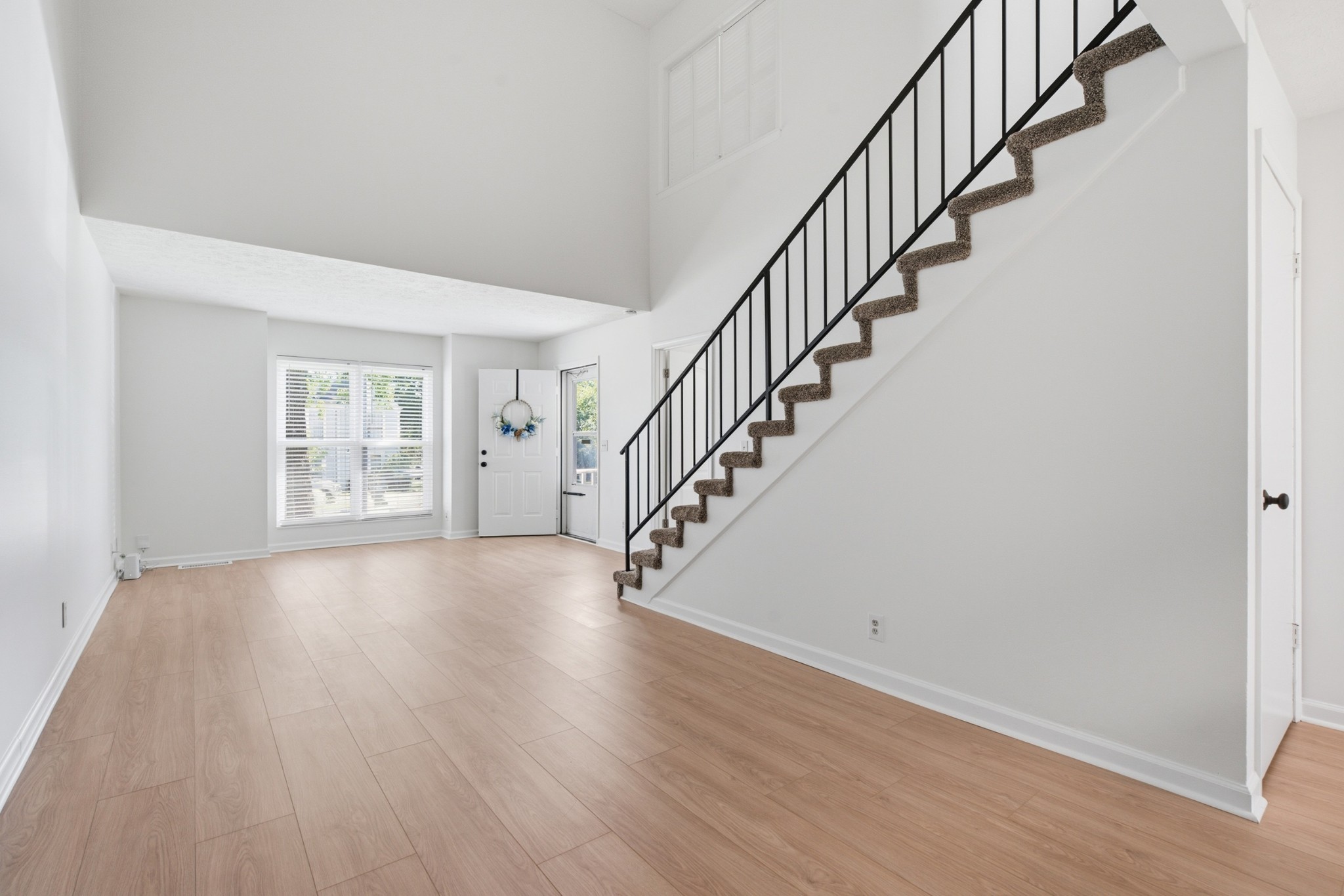 903 Rachels Pl