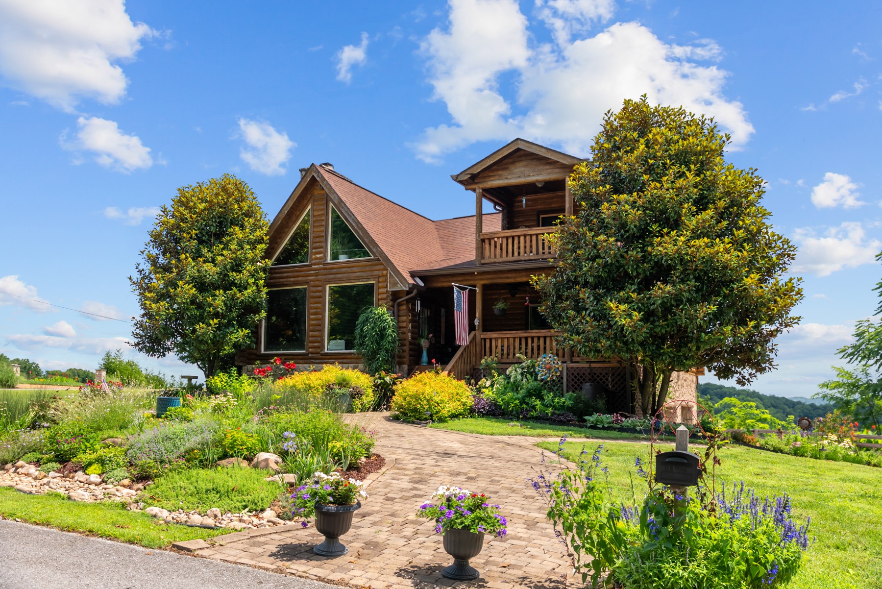 480 Seaton Dr
