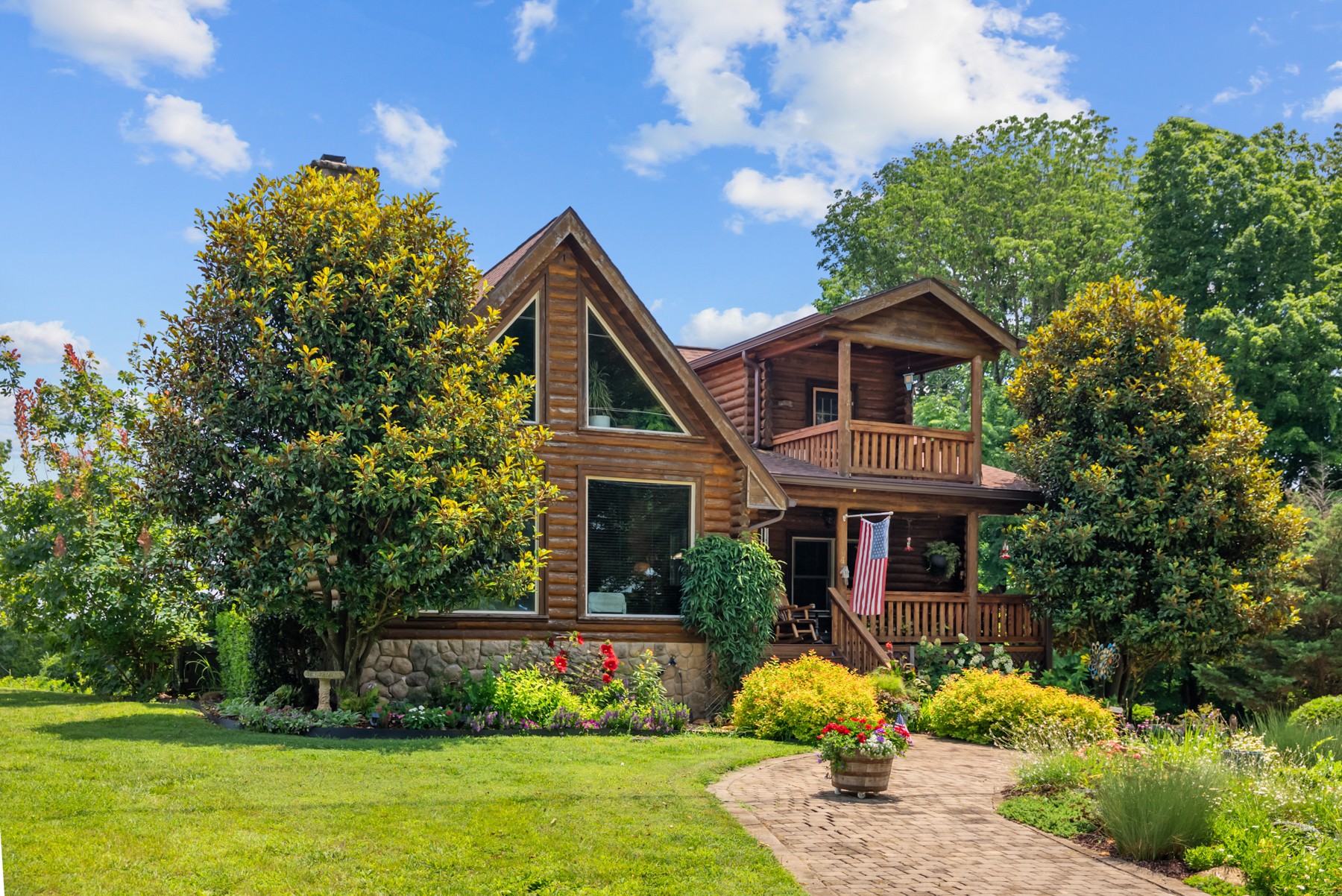 480 Seaton Dr