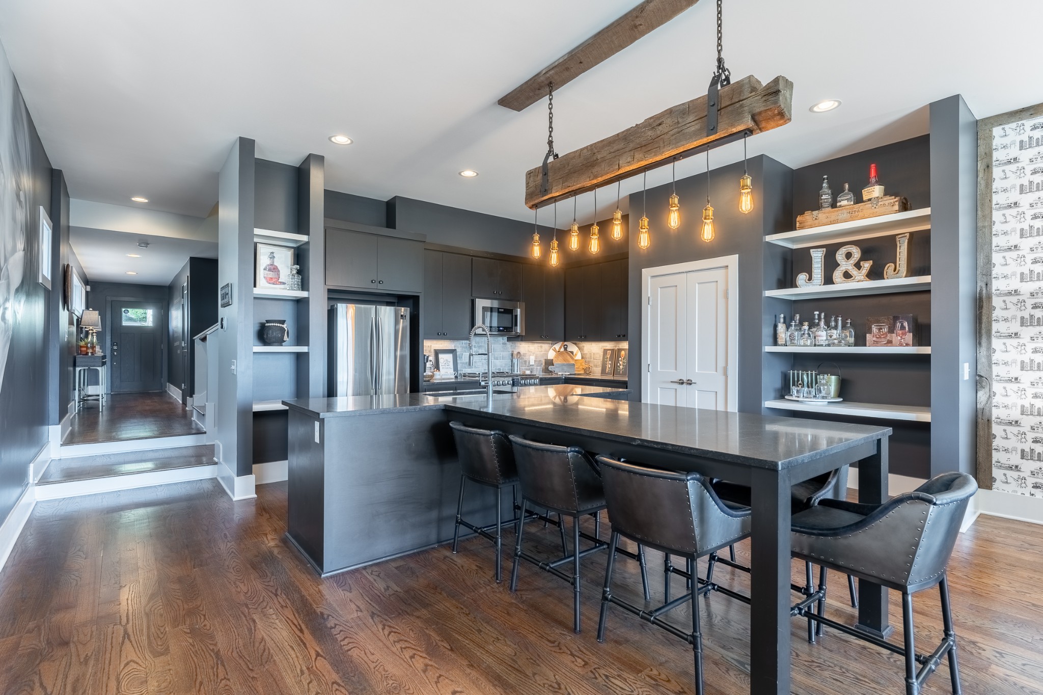 20B Fern Ave